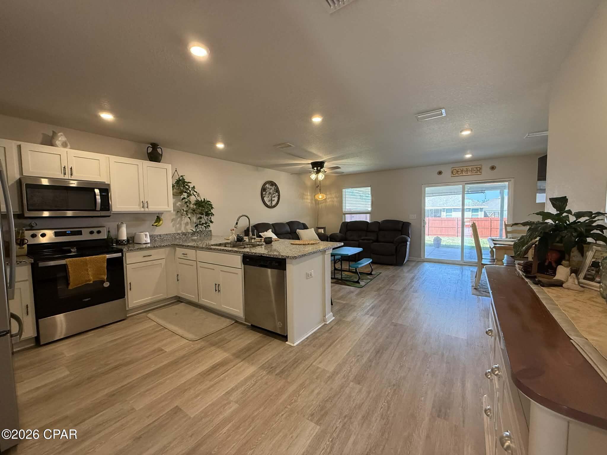 [No Recorded Subdiv] - Residential Lease