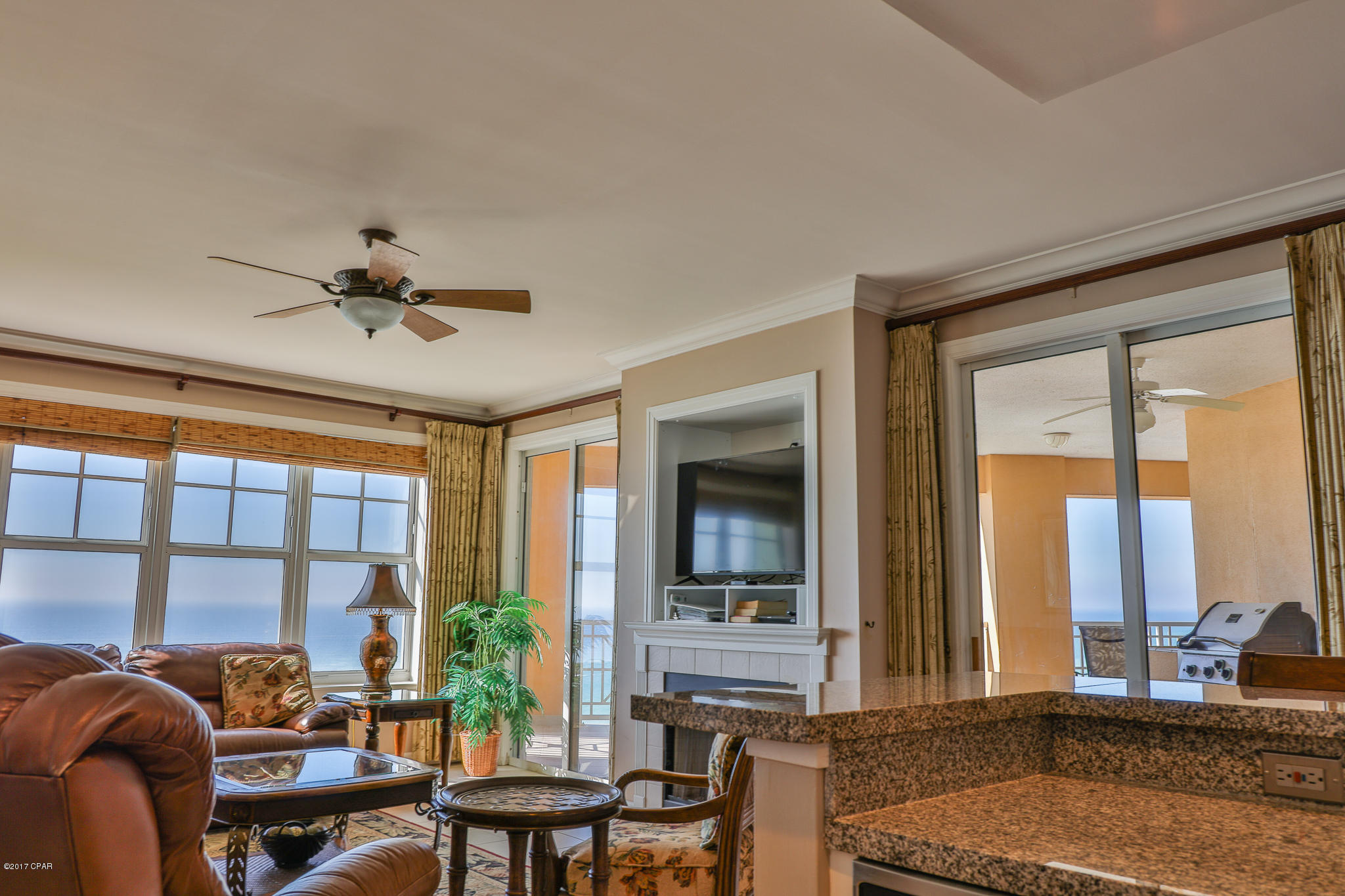 En Soleil Condo - Residential