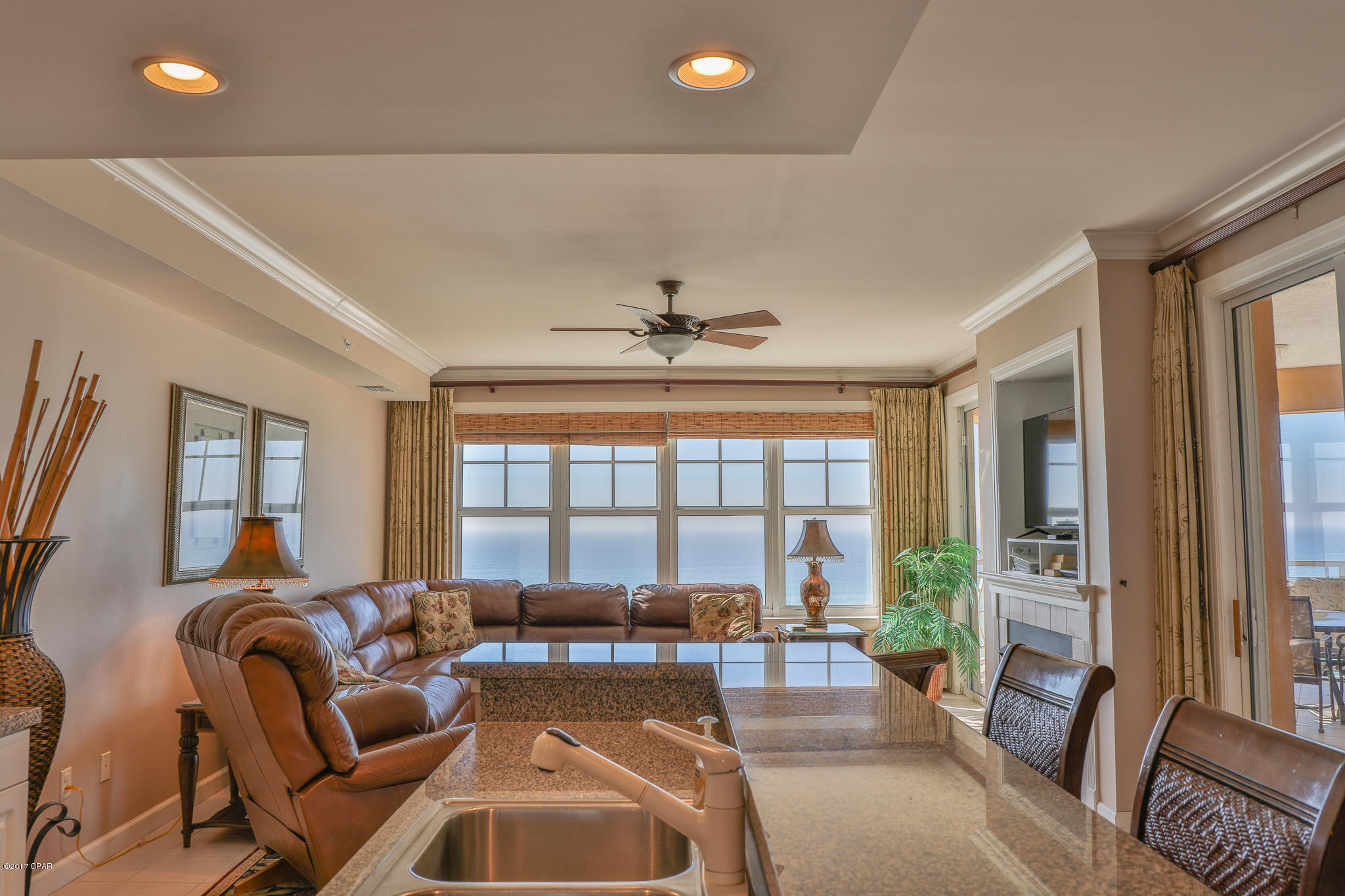 En Soleil Condo - Residential