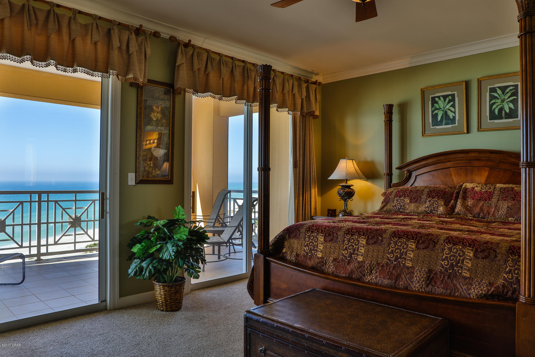 En Soleil Condo - Residential