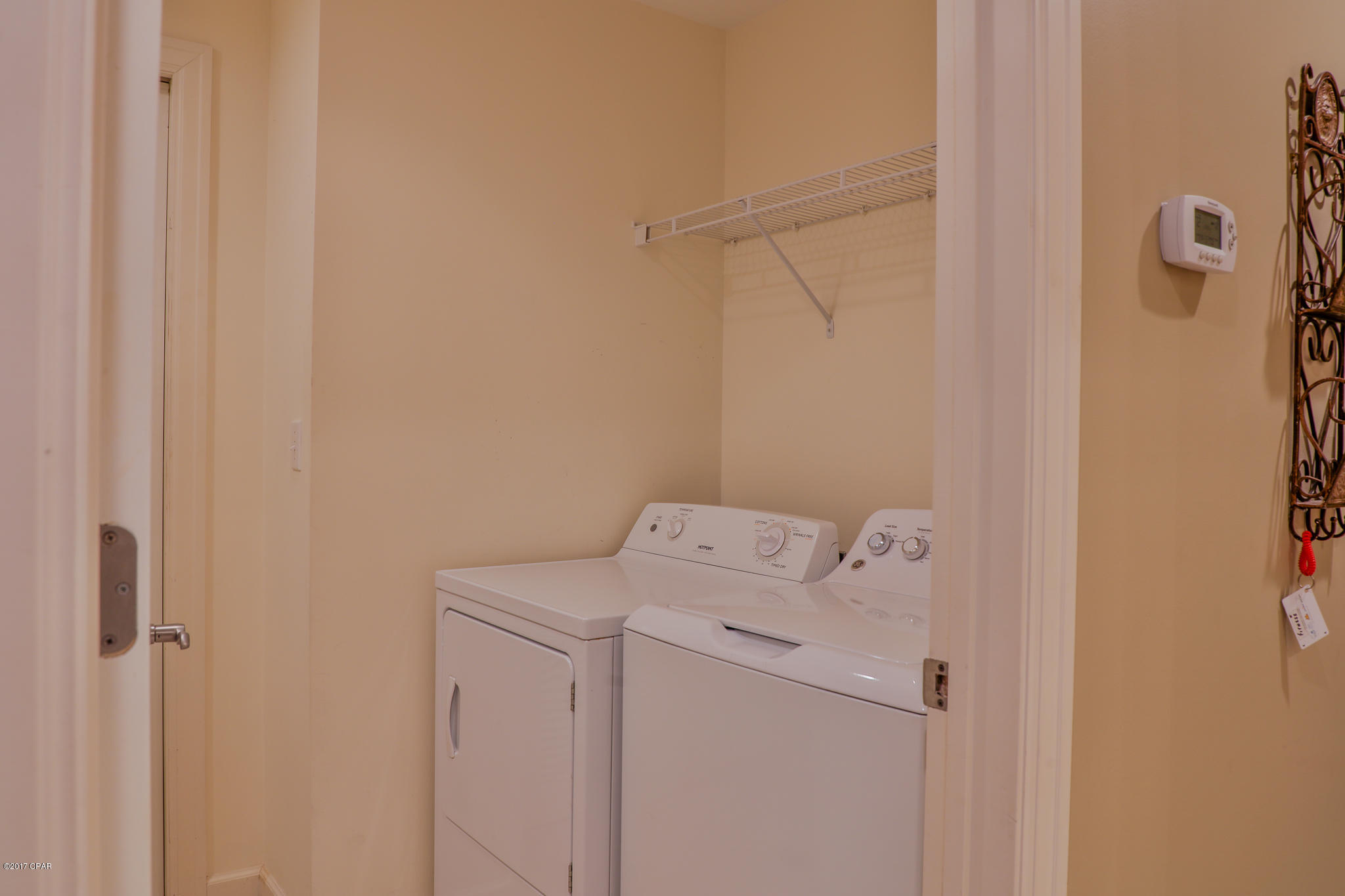 En Soleil Condo - Residential