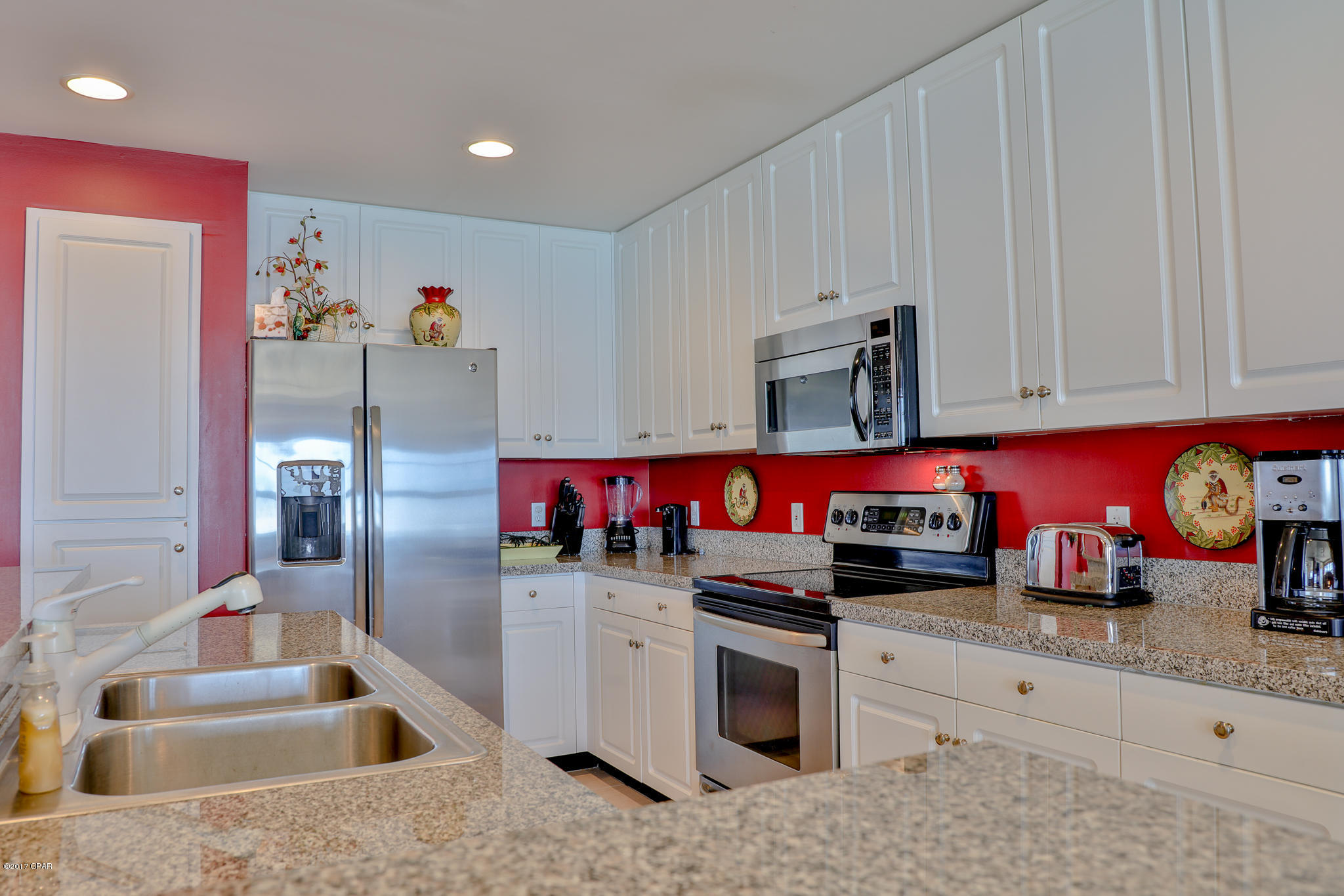 En Soleil Condo - Residential