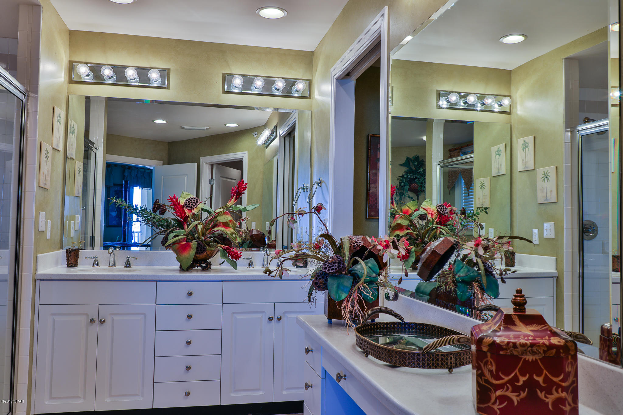 En Soleil Condo - Residential