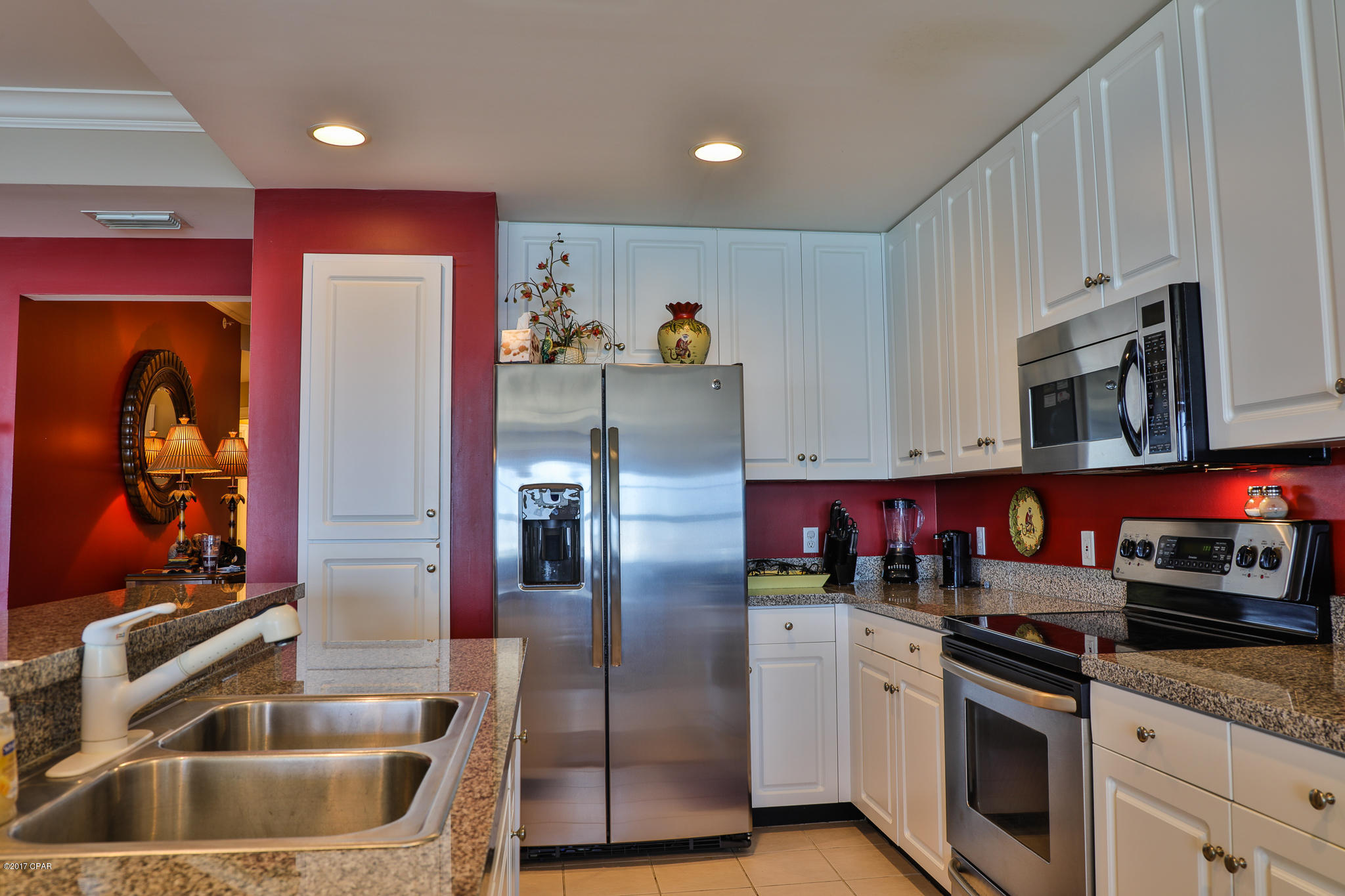 En Soleil Condo - Residential