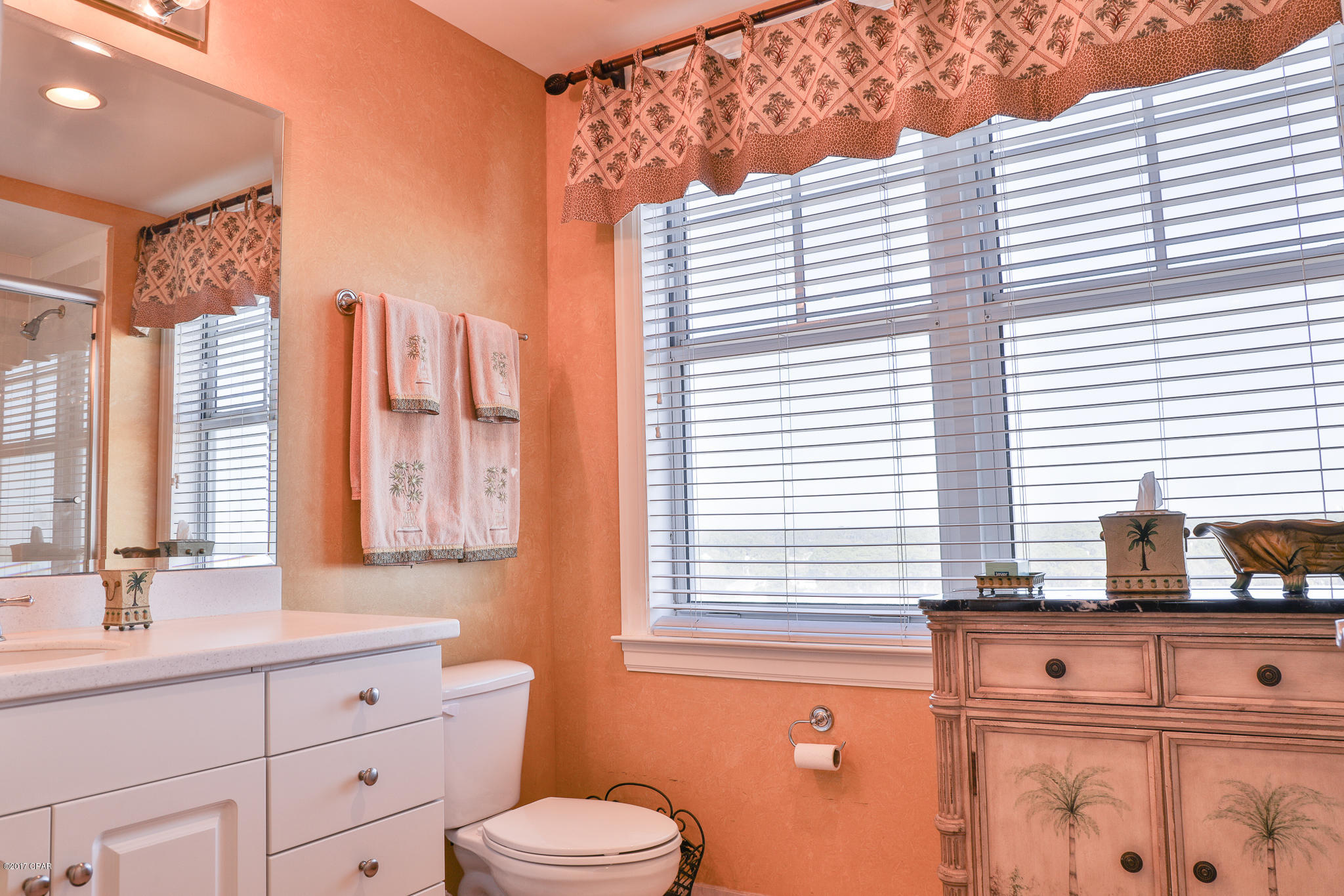 En Soleil Condo - Residential