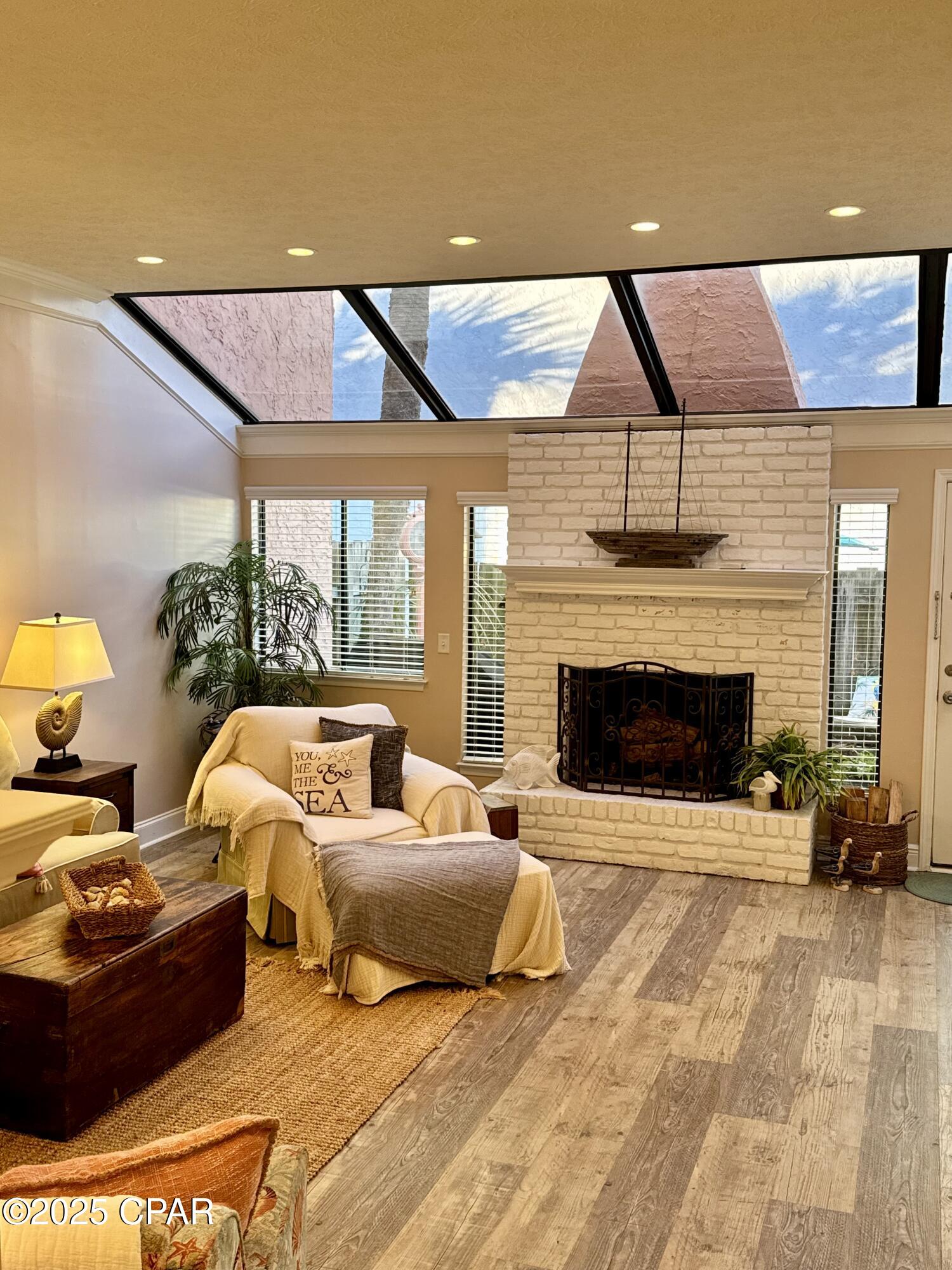 Bel Air - Residential