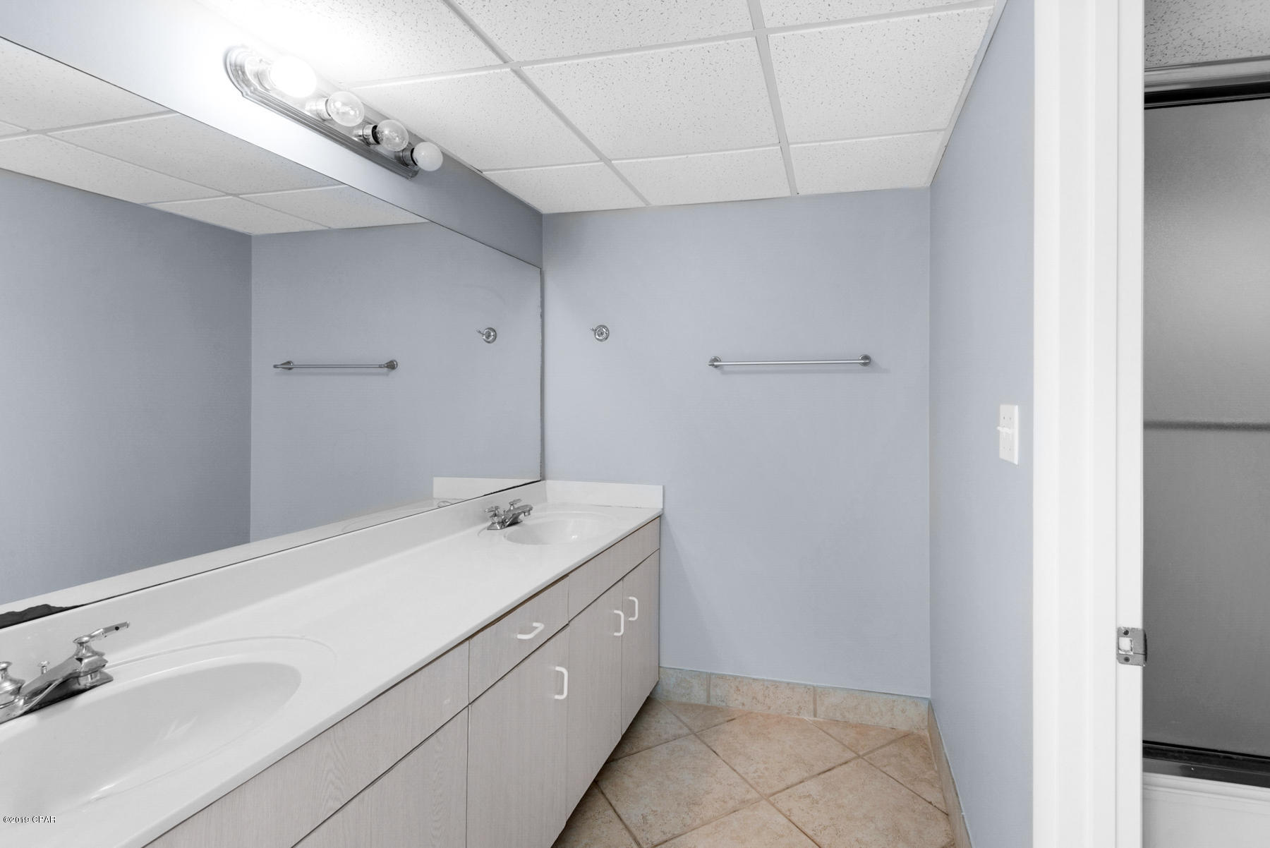 Long Beach Towers II - Residential