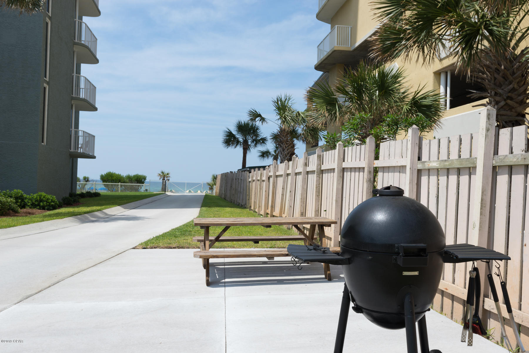 Long Beach Towers II - Residential