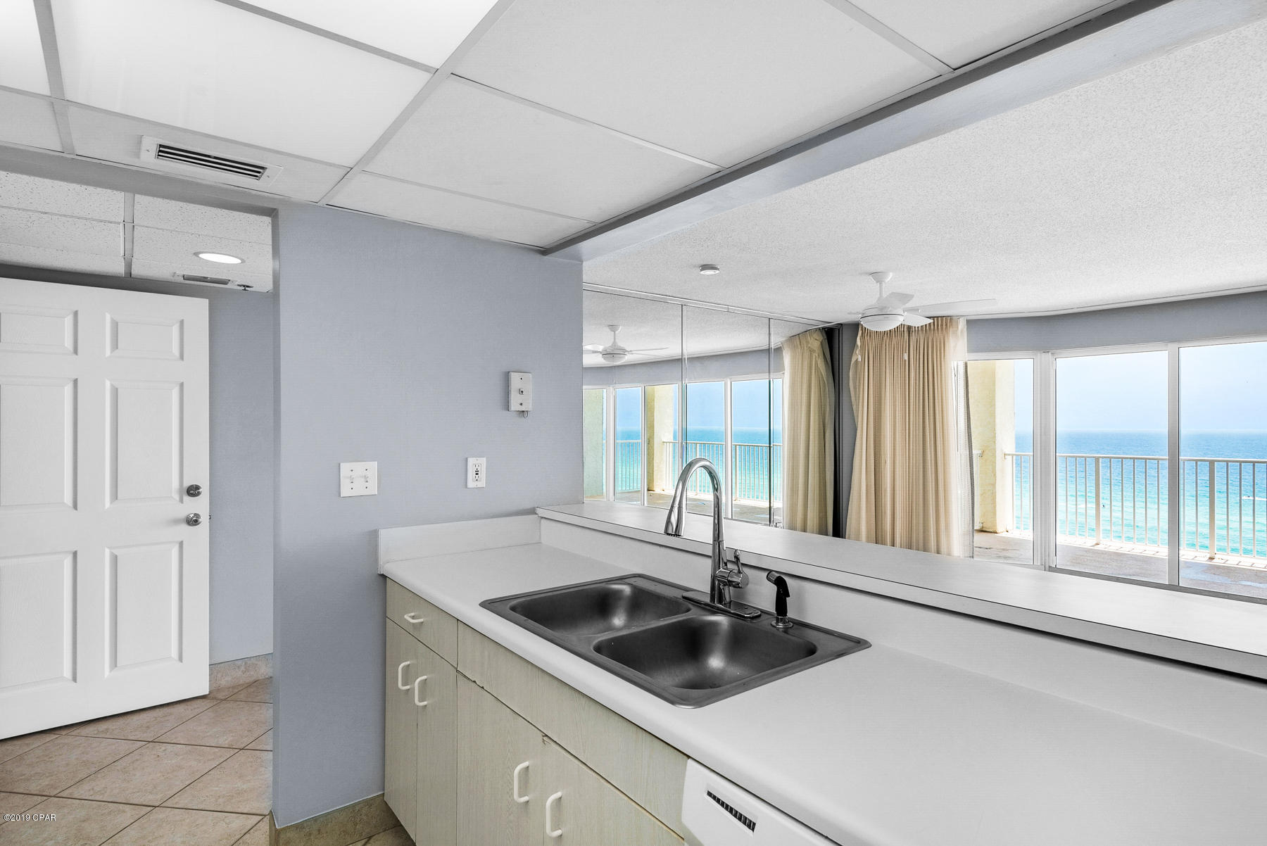 Long Beach Towers II - Residential