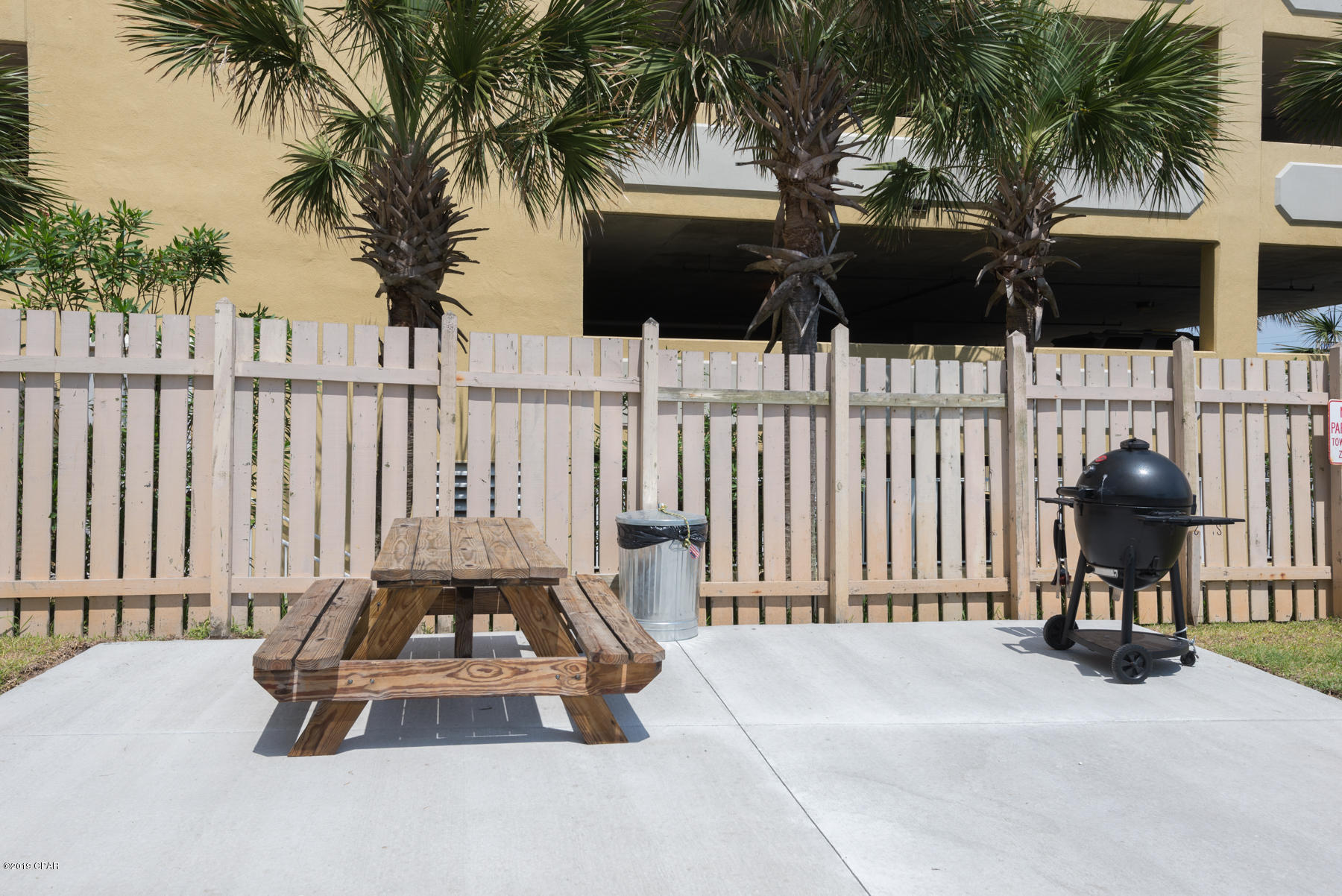 Long Beach Towers II - Residential