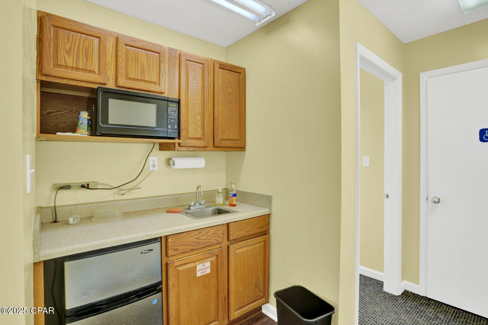 [No Recorded Subdiv] - Commercial Sale