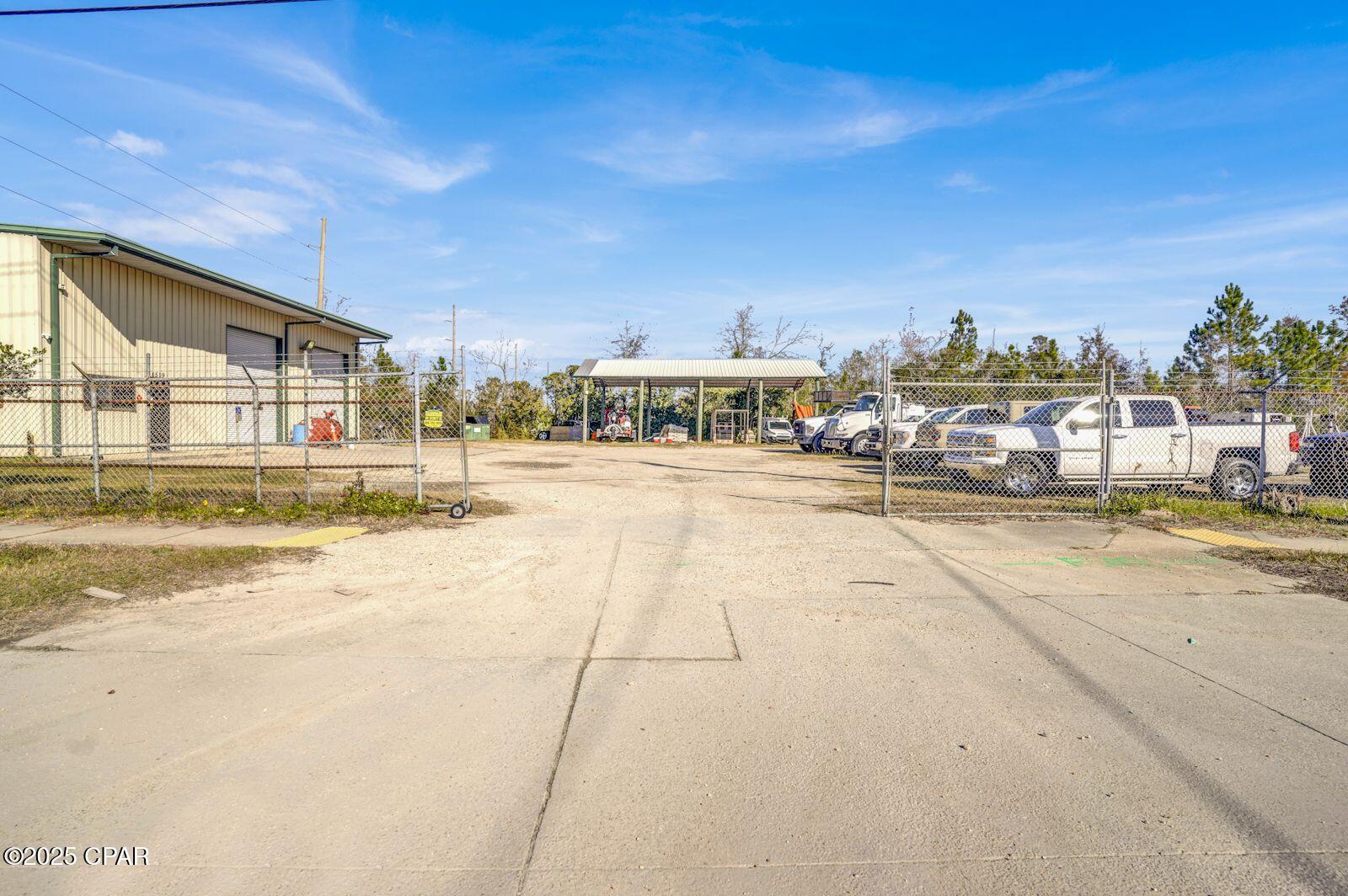 [No Recorded Subdiv] - Commercial Sale