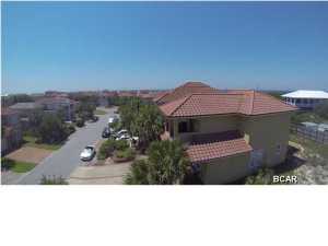 La Valencia Beach Resort - Land