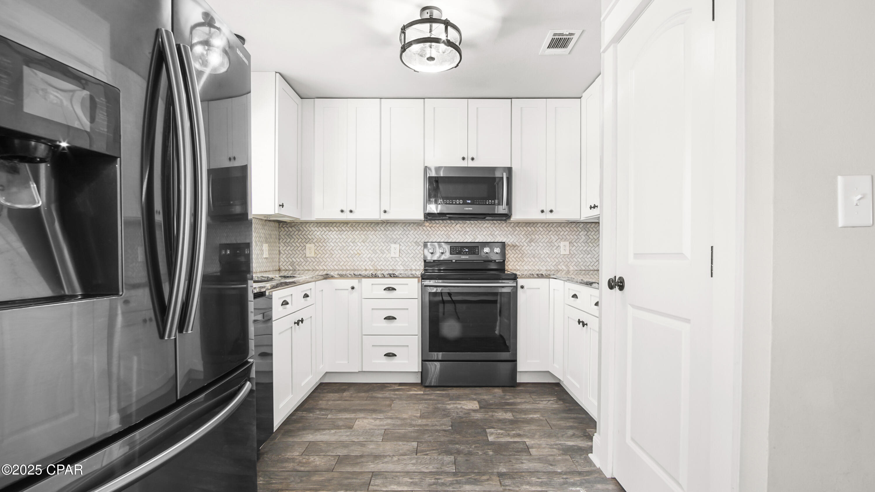 Belaire Estates U-6 - Residential