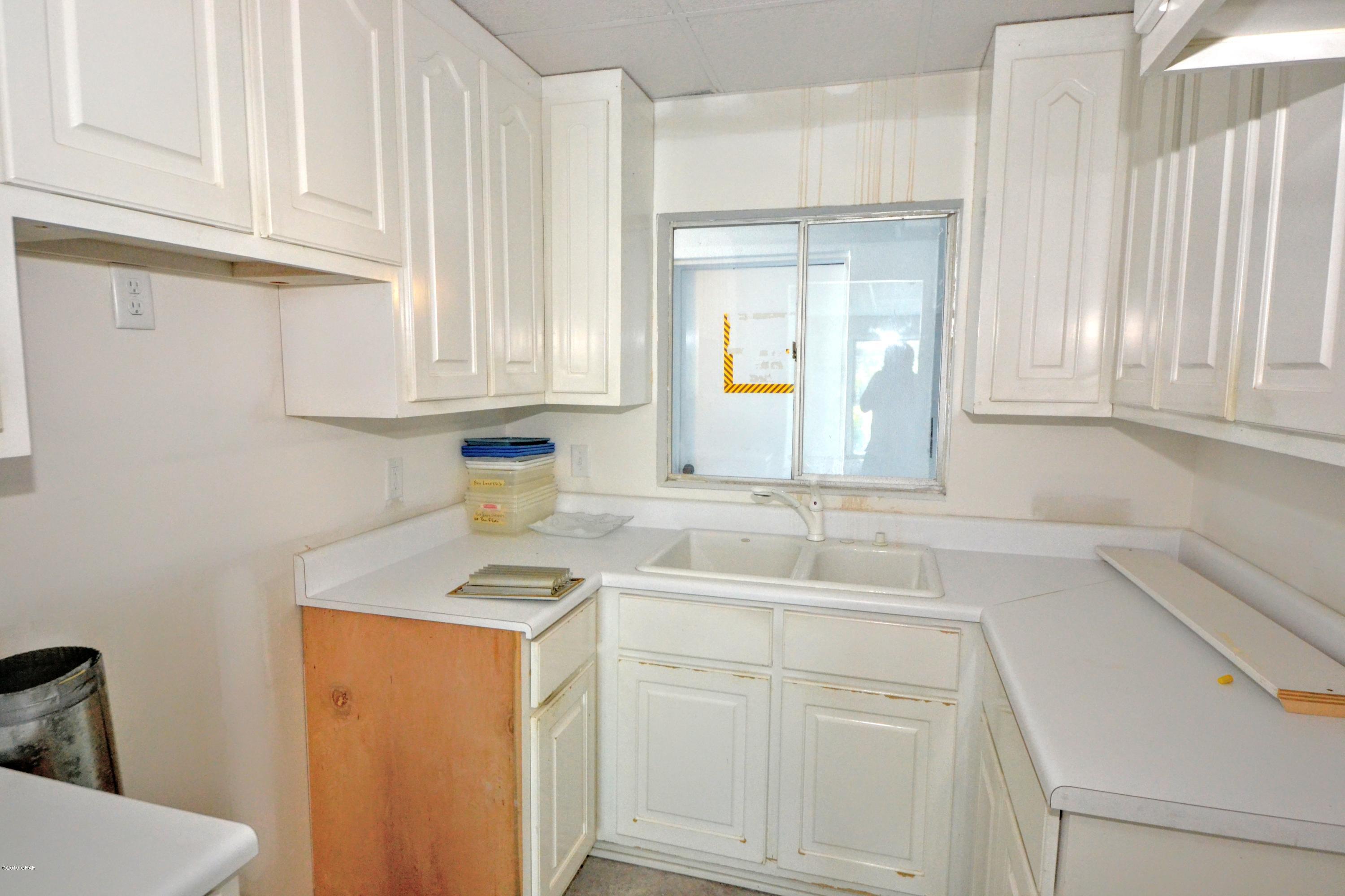 Bay Club Condo Ph 2 - Residential