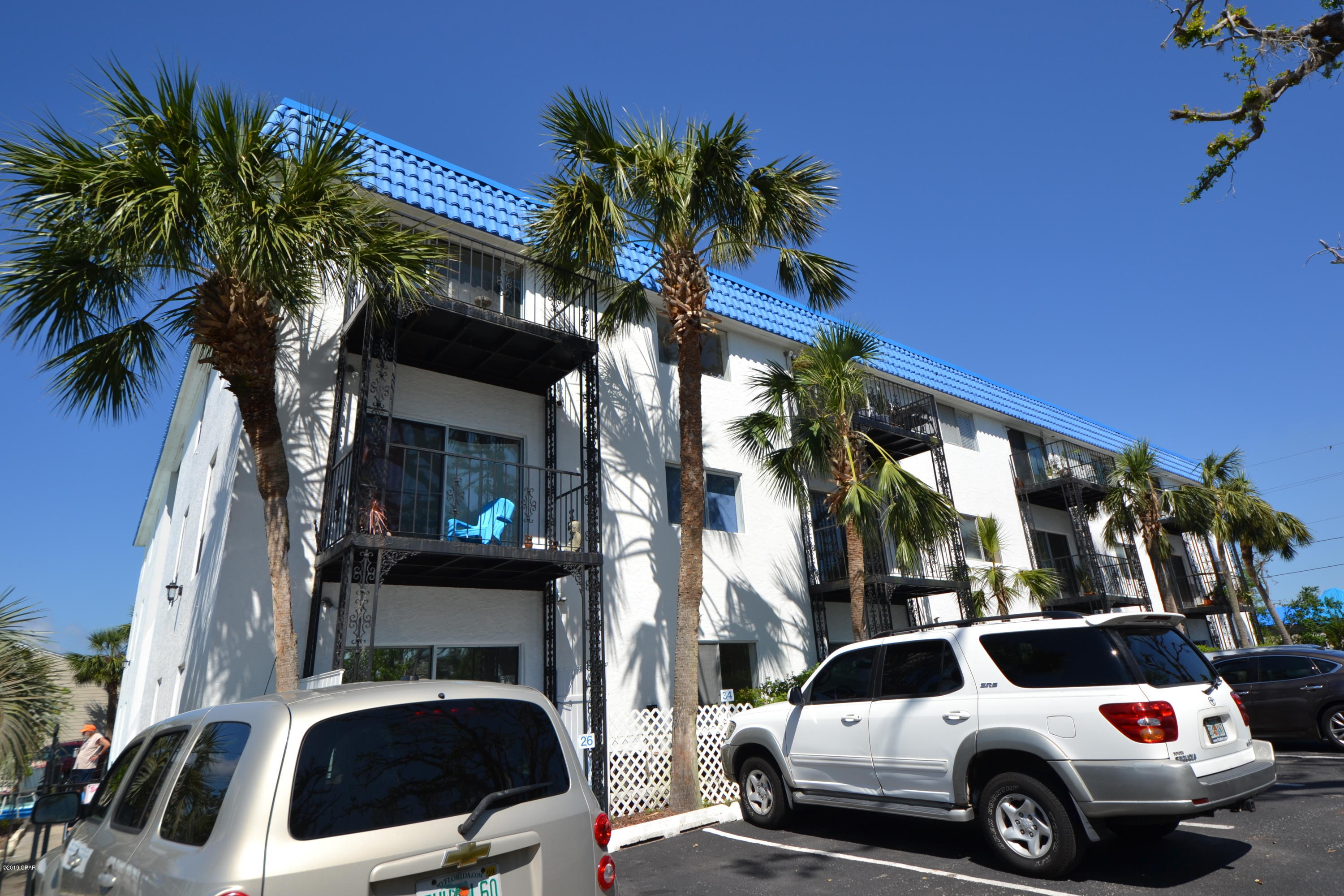 Bay Club Condo Ph 2 - Residential