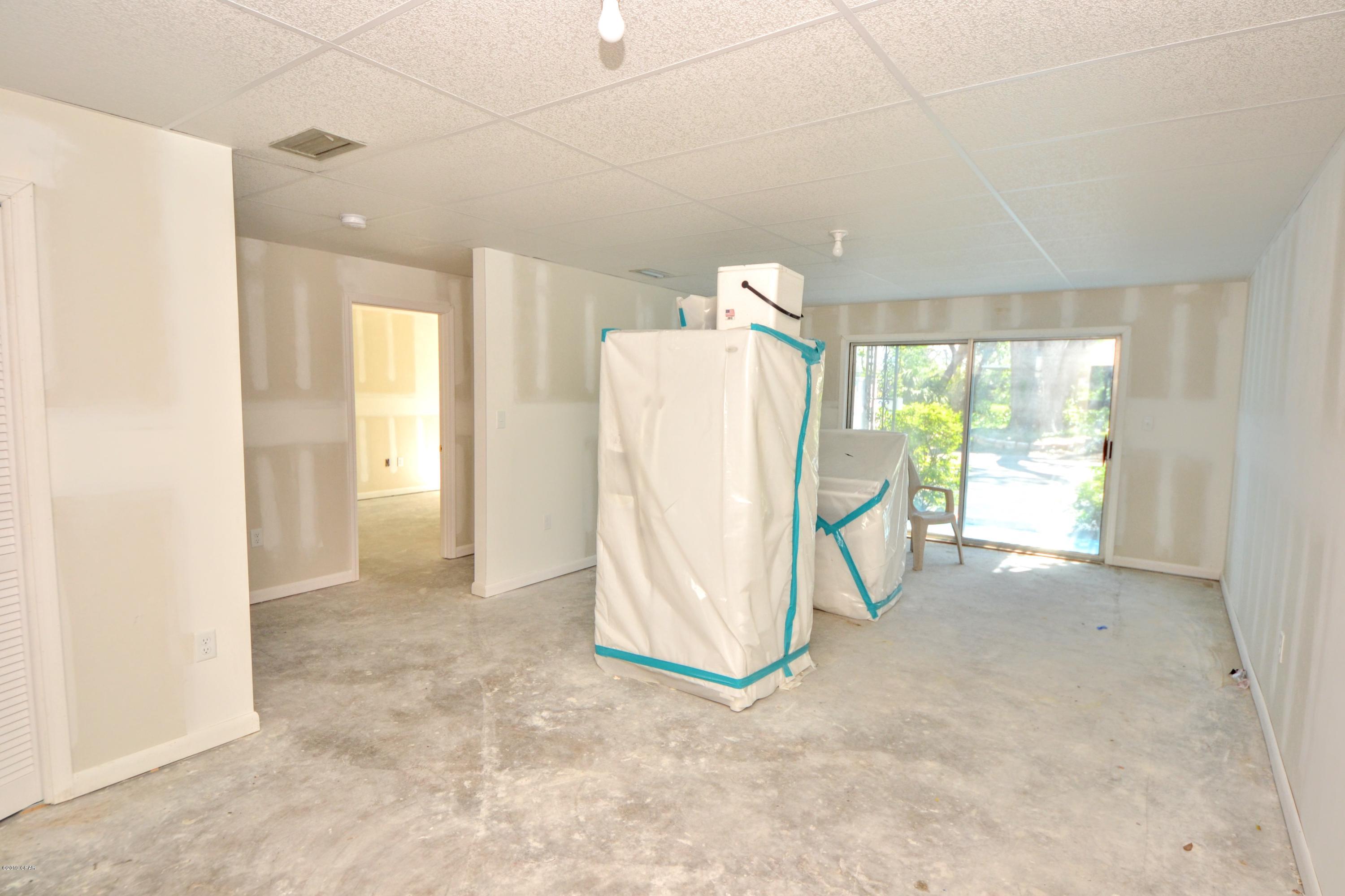 Bay Club Condo Ph 2 - Residential