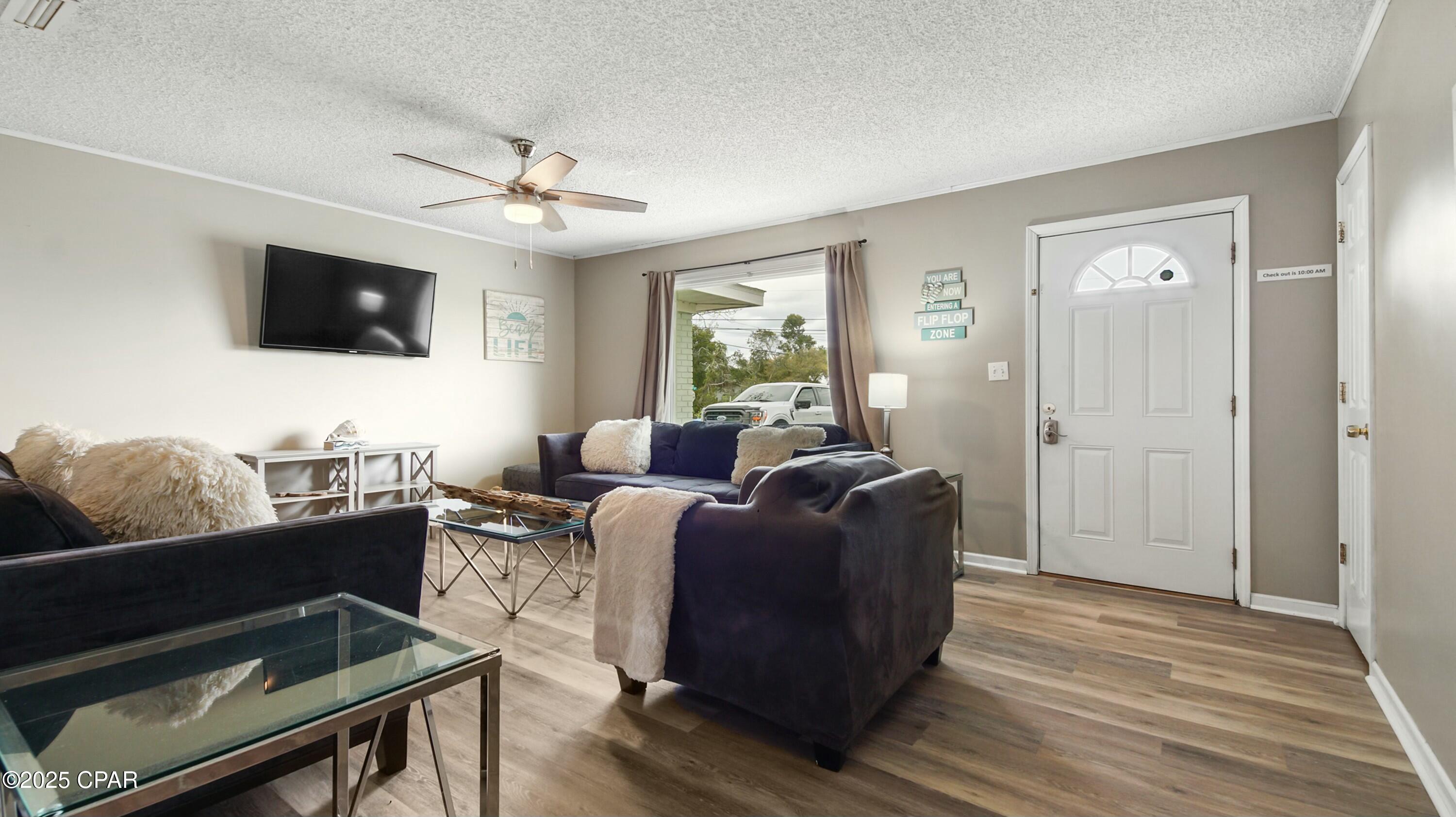 Kiska Beach - Residential