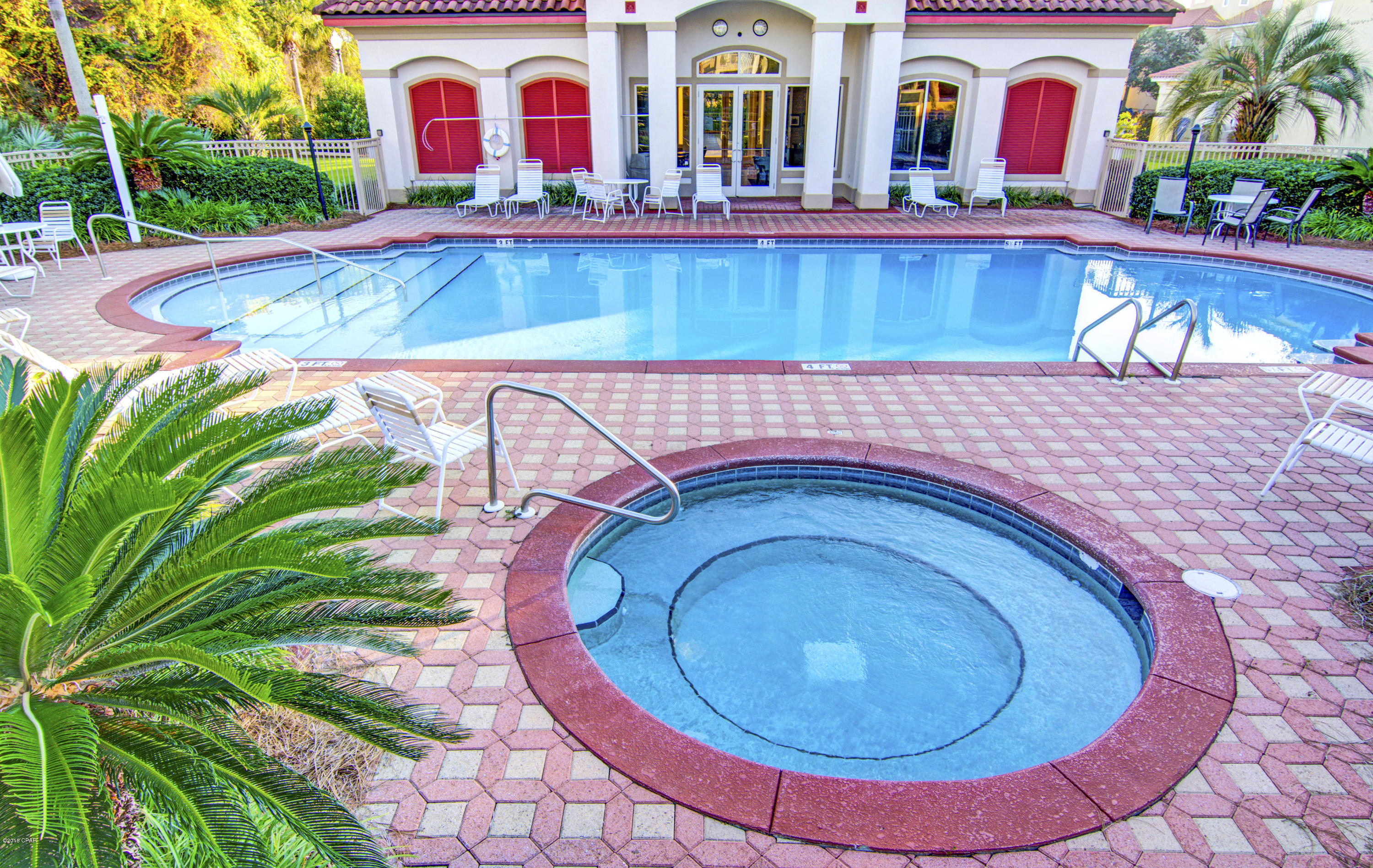 La Valencia Beach Resort - Residential