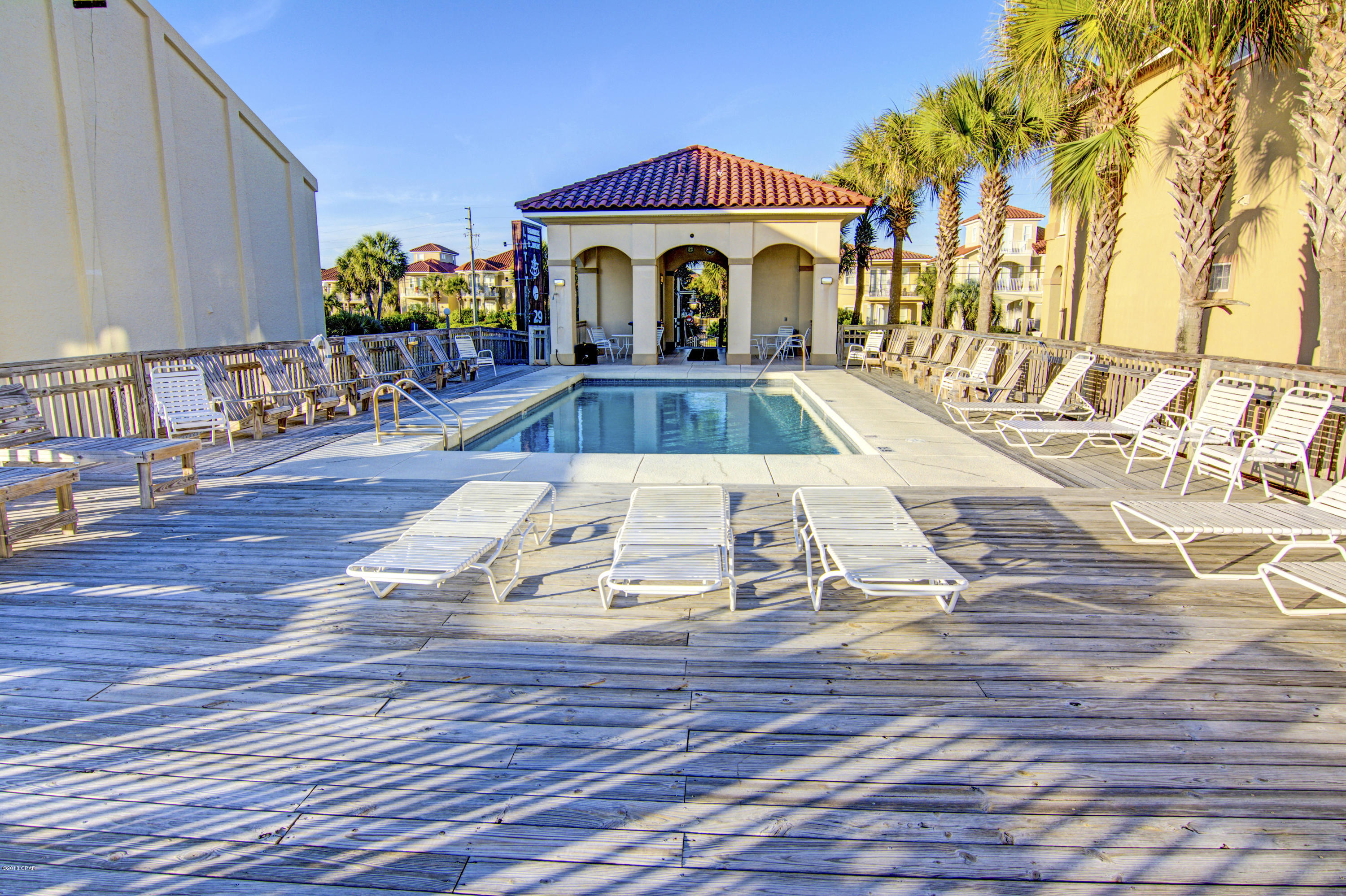 La Valencia Beach Resort - Residential