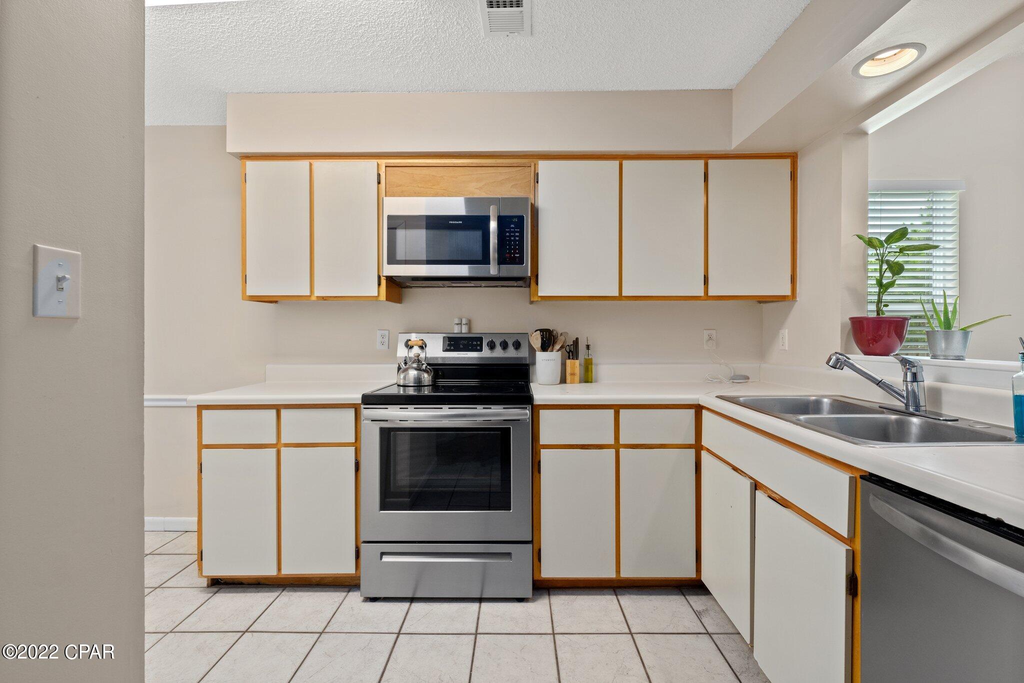 Sandy Creek Ranch And Country Club - Residential