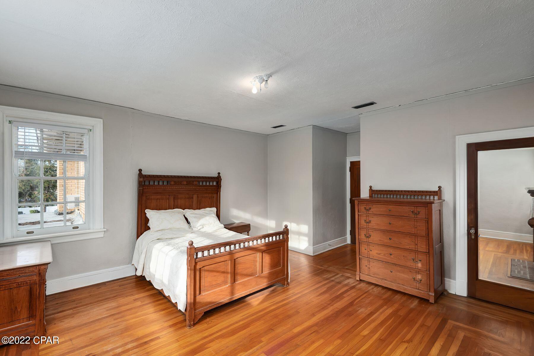 Chipley - Residential