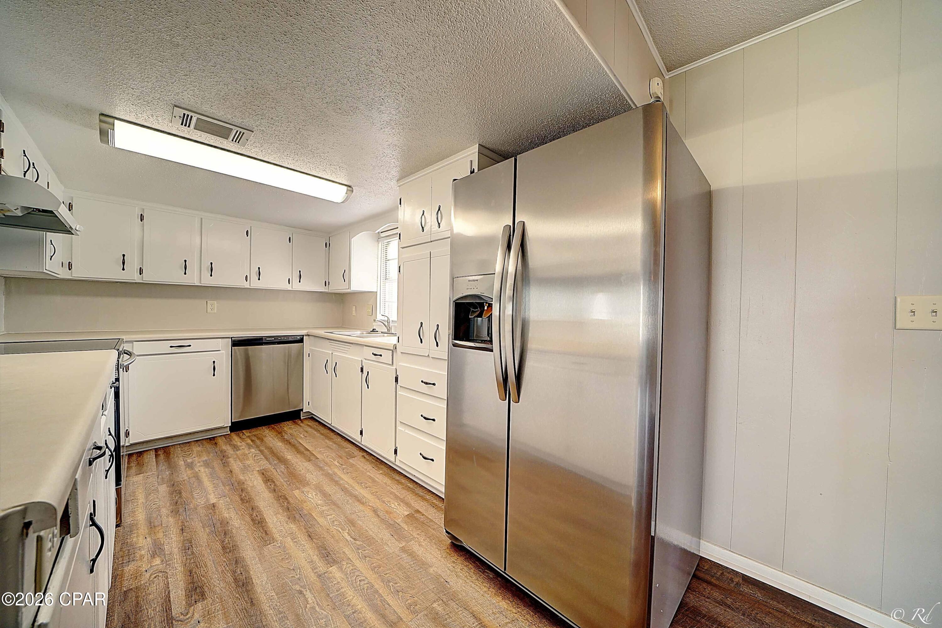 [No Recorded Subdiv] - Residential Lease