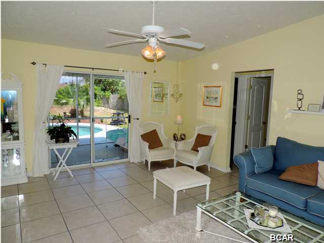 Fernwood Park - Residential