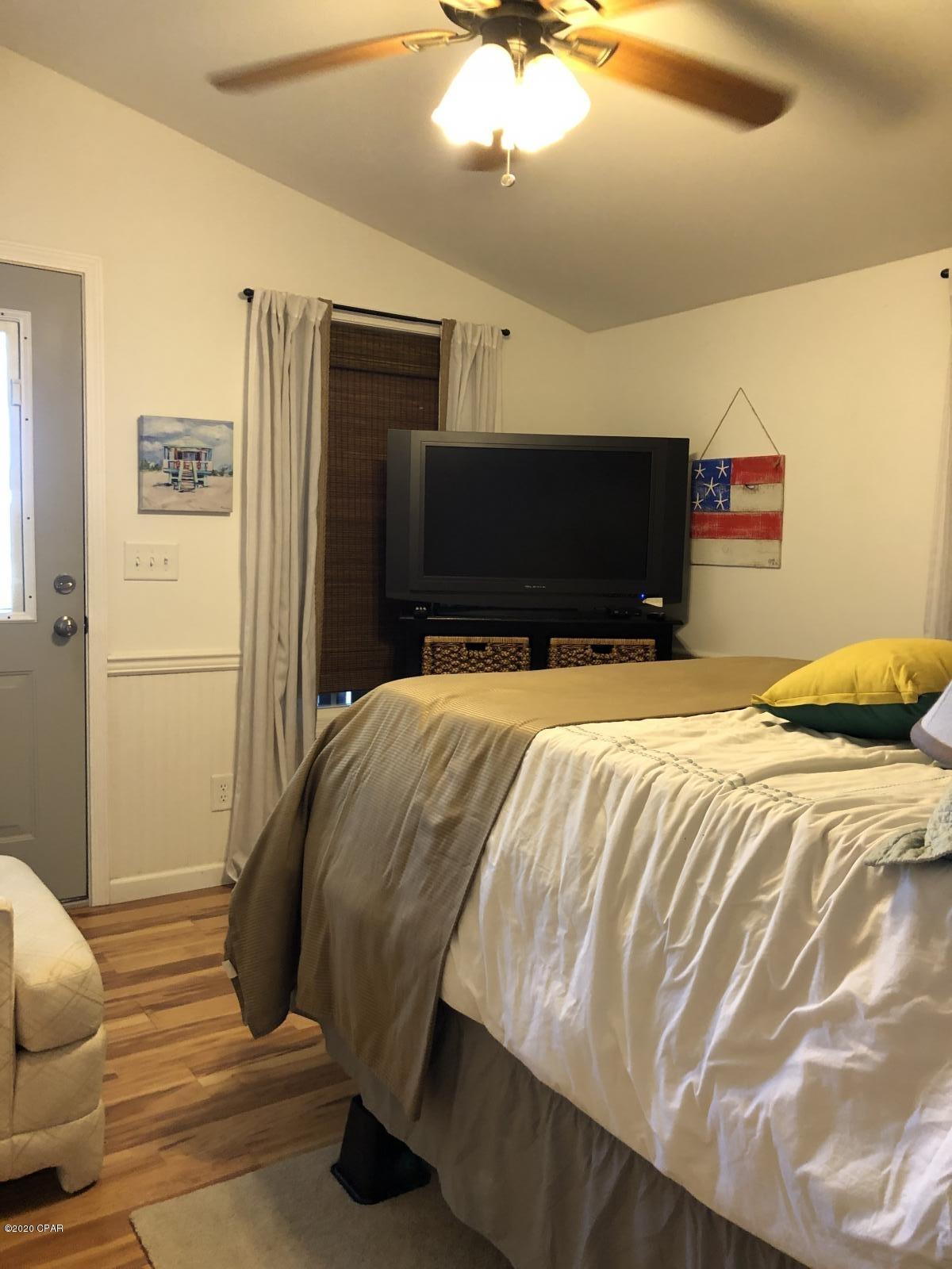 Emerald Pointe Resort - Residential Lease