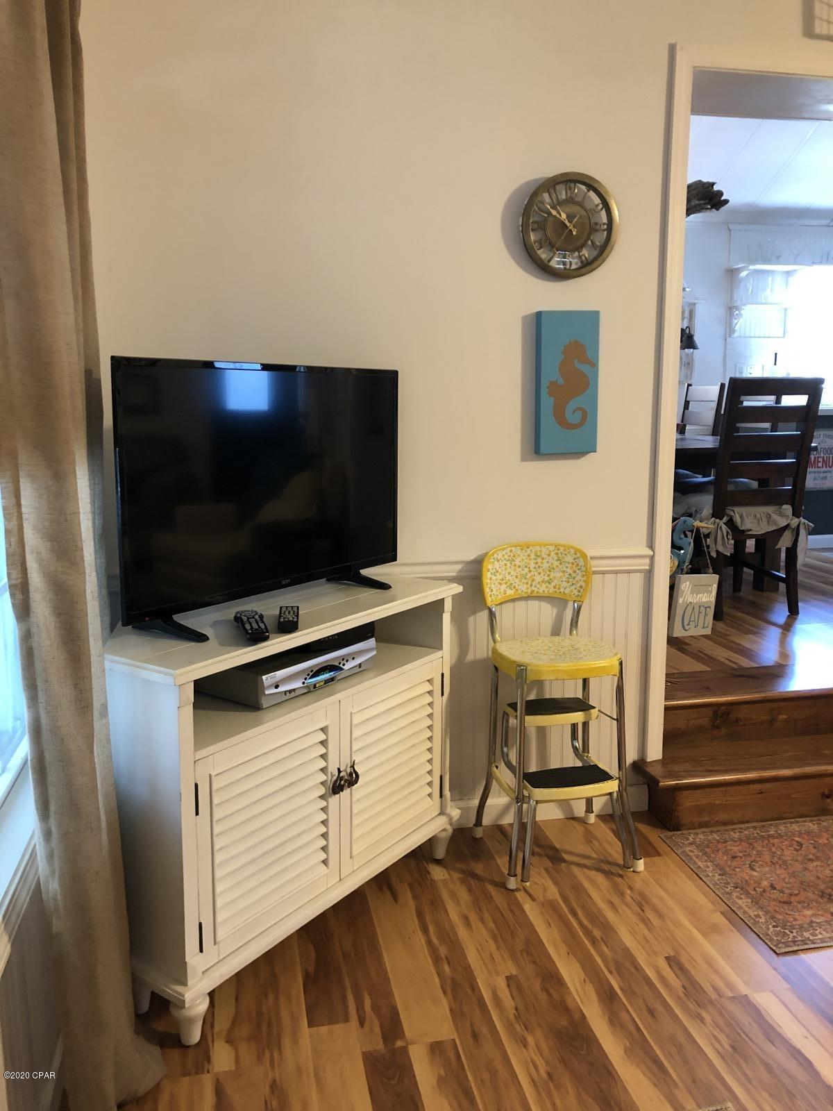 Emerald Pointe Resort - Residential Lease