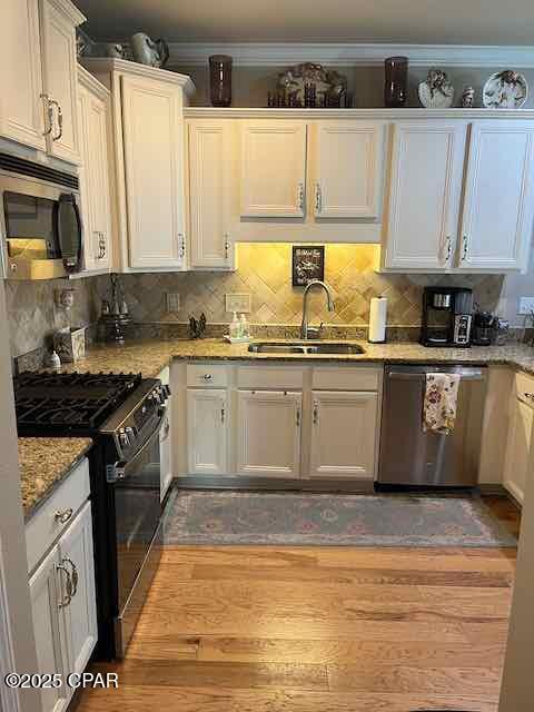 Magnolia Bay Club - Residential