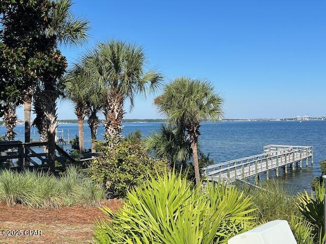 Magnolia Bay Club - Residential