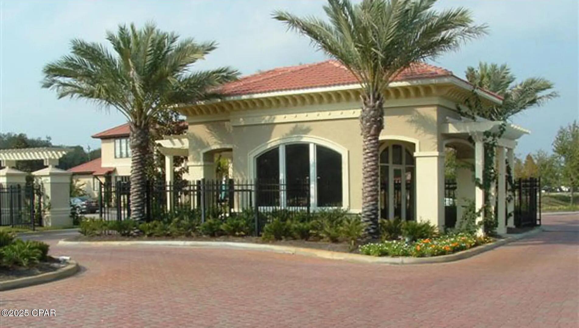 Magnolia Bay Club - Residential