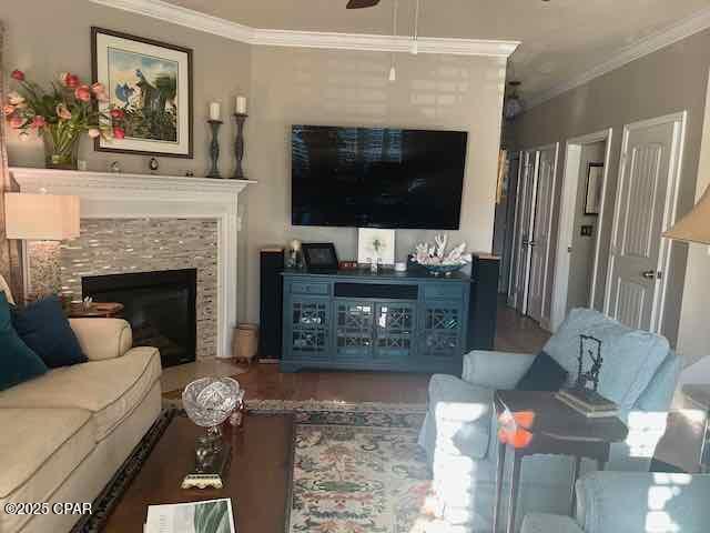 Magnolia Bay Club - Residential