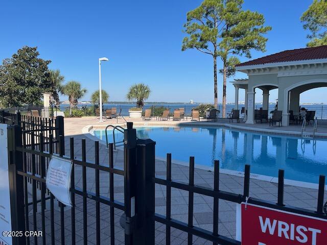 Magnolia Bay Club - Residential