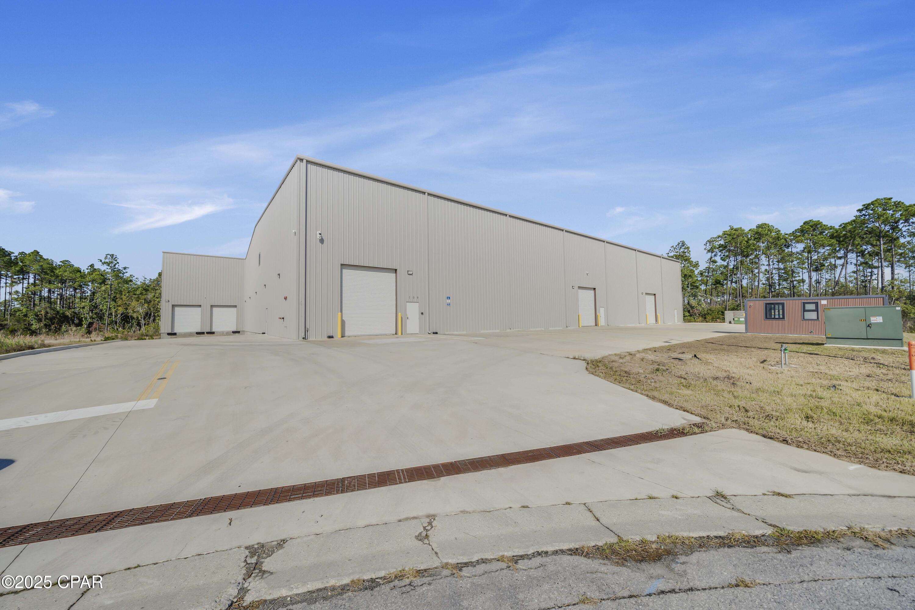 Beach Commerce Park - Commercial Sale