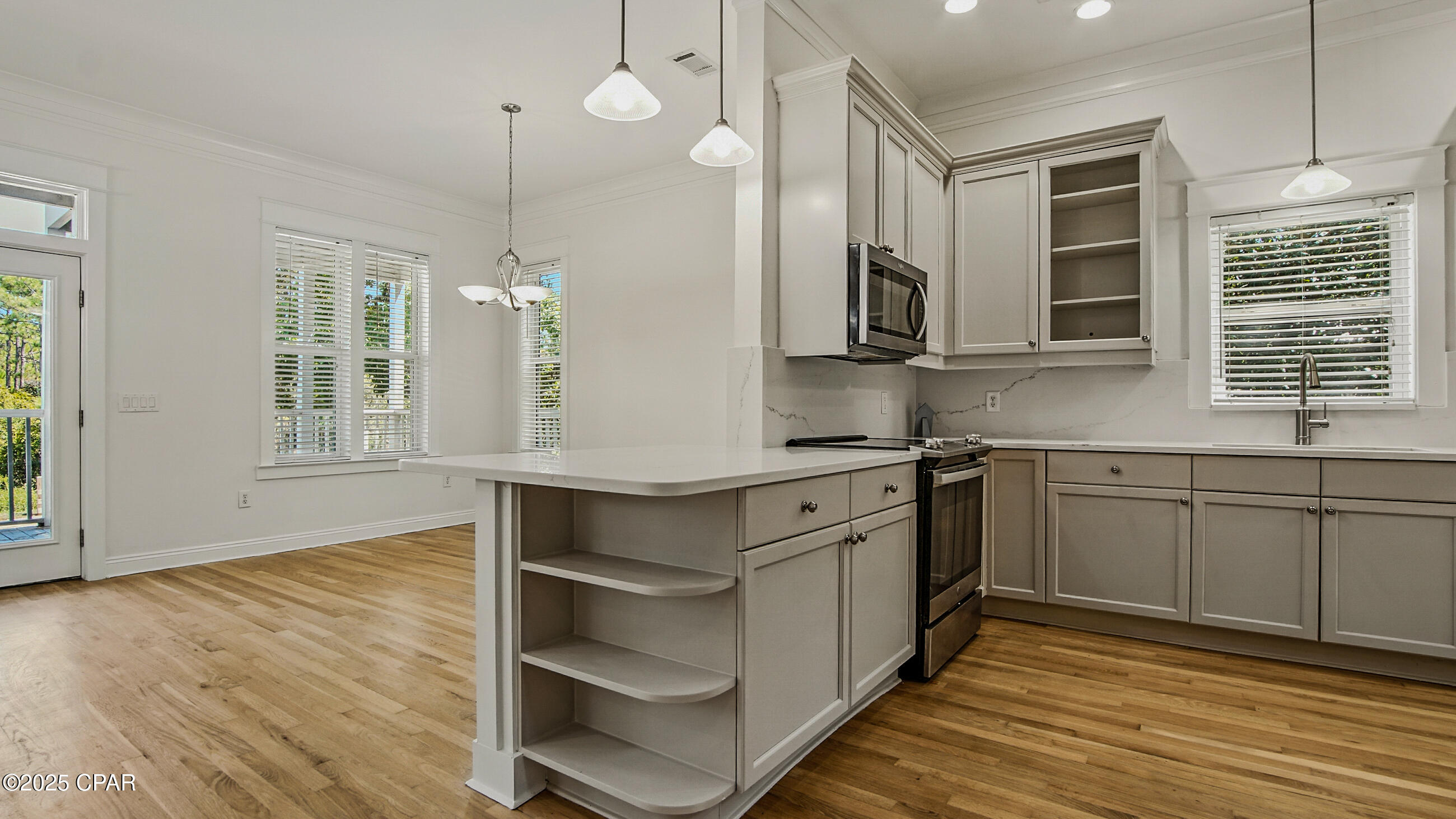 Gulf Shore Manor - Residential