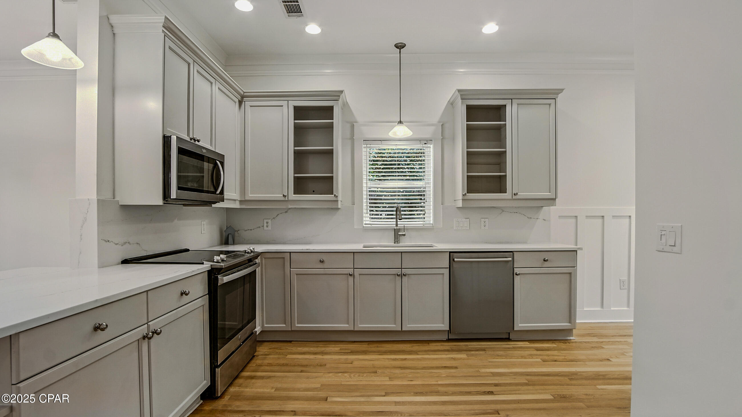 Gulf Shore Manor - Residential