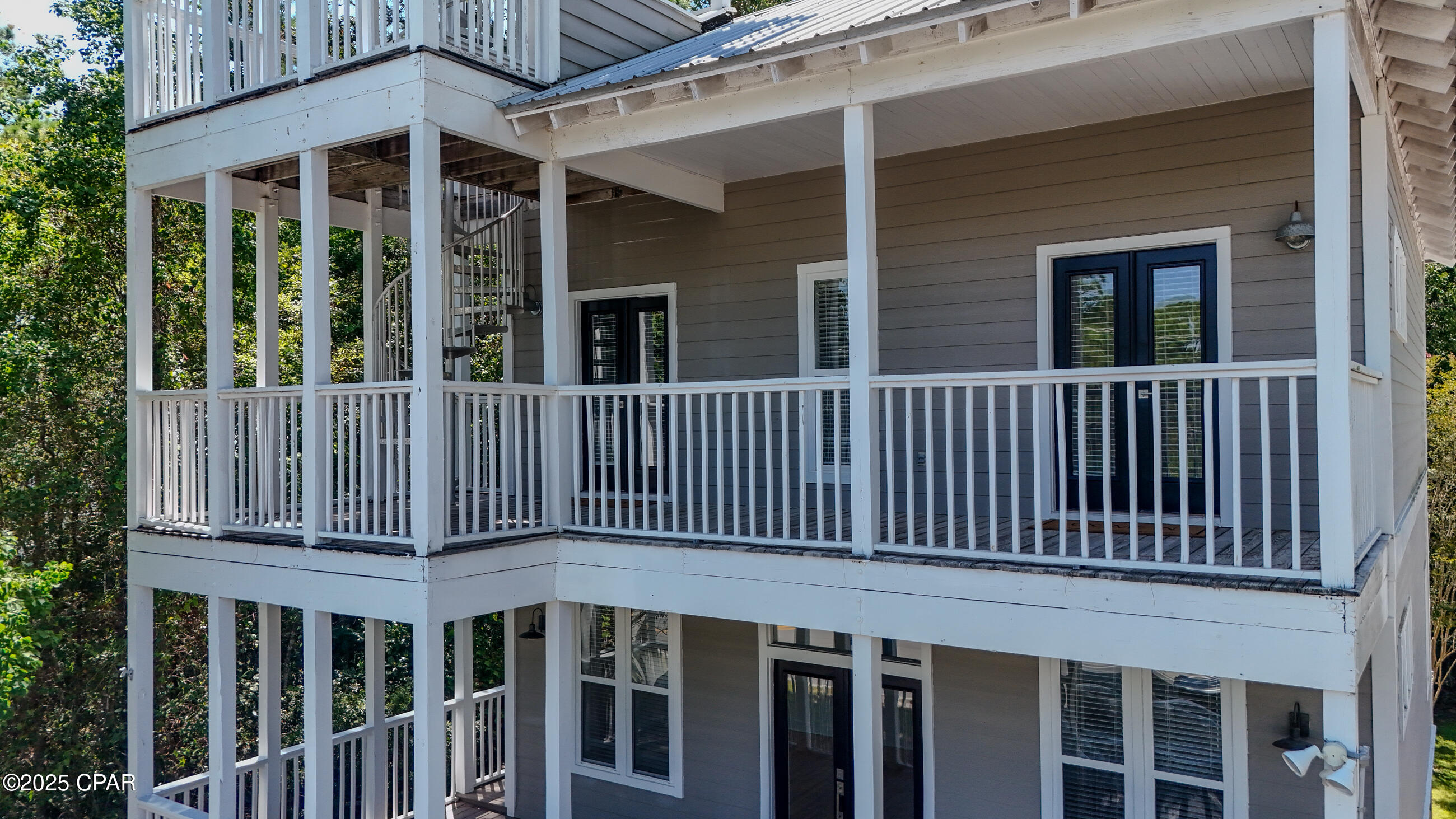 Gulf Shore Manor - Residential