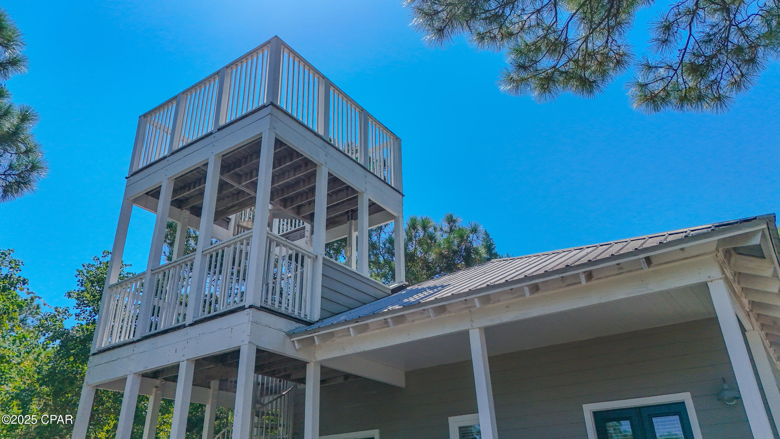 Gulf Shore Manor - Residential