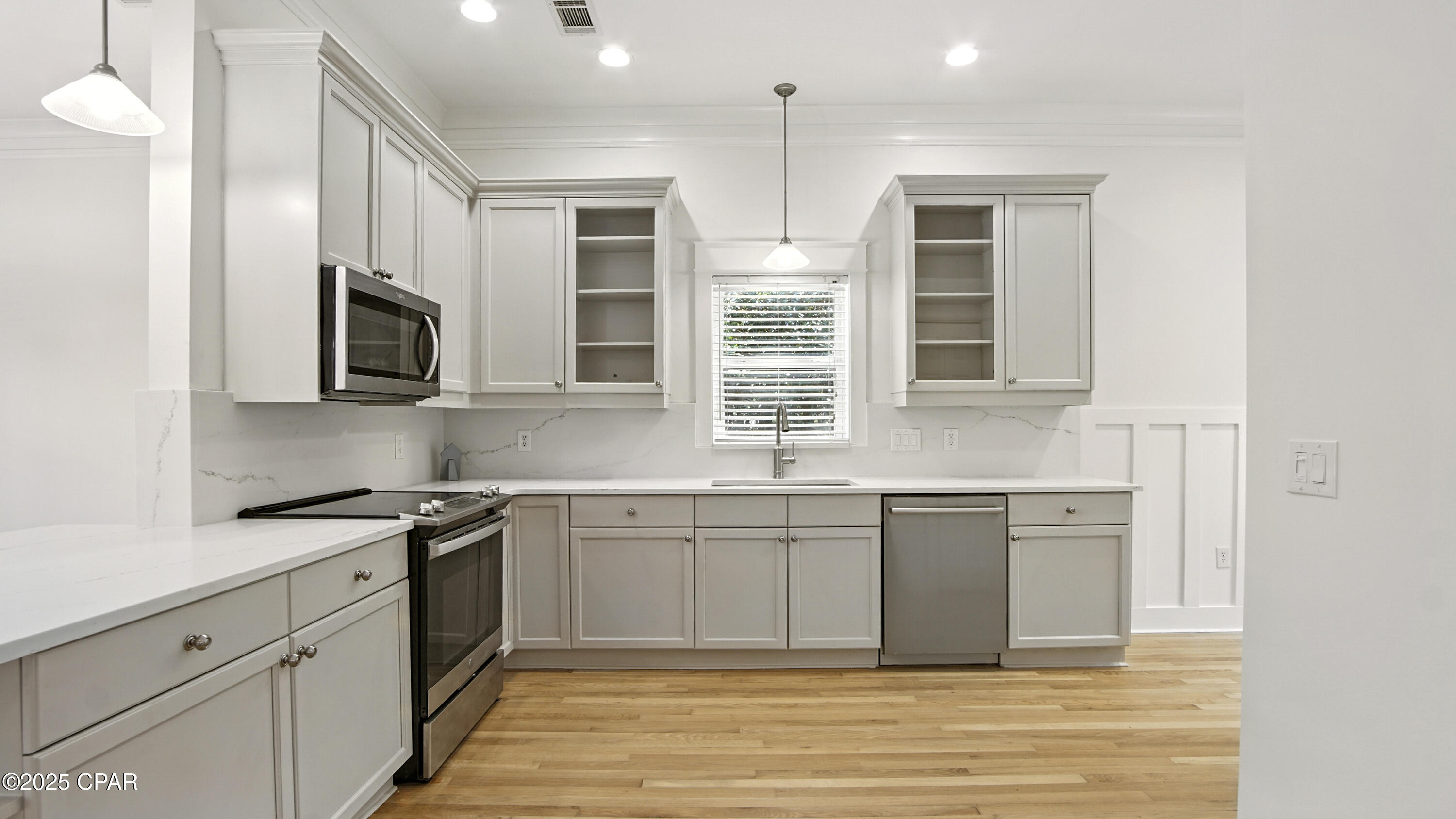 Gulf Shore Manor - Residential