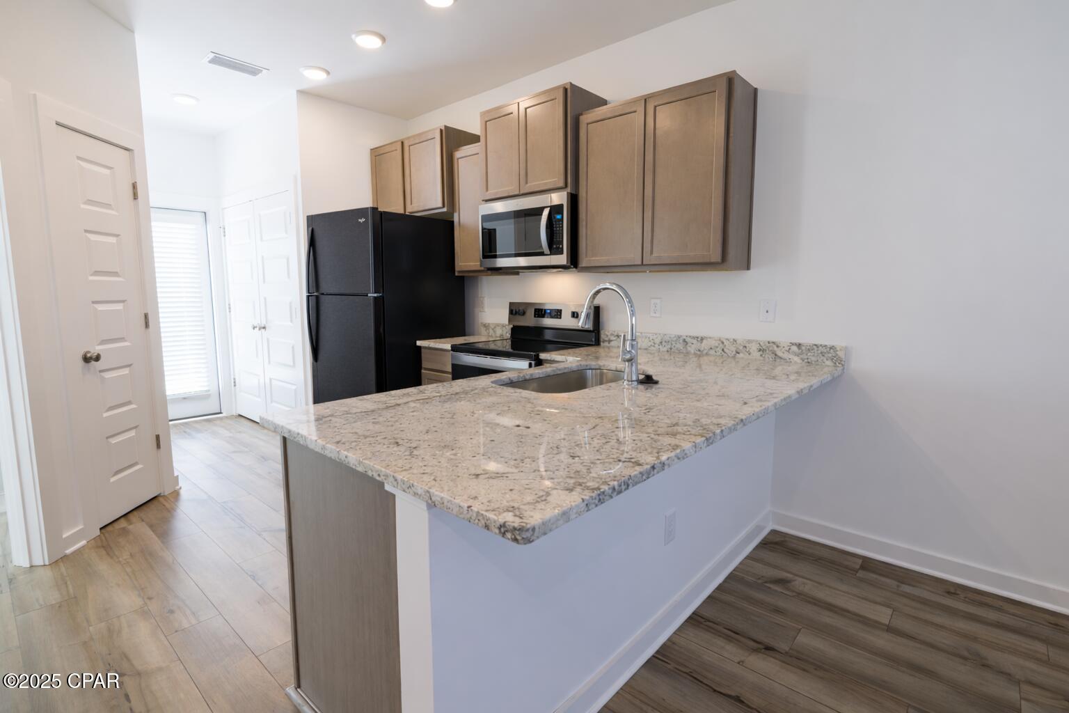 [No Recorded Subdiv] - Residential Lease