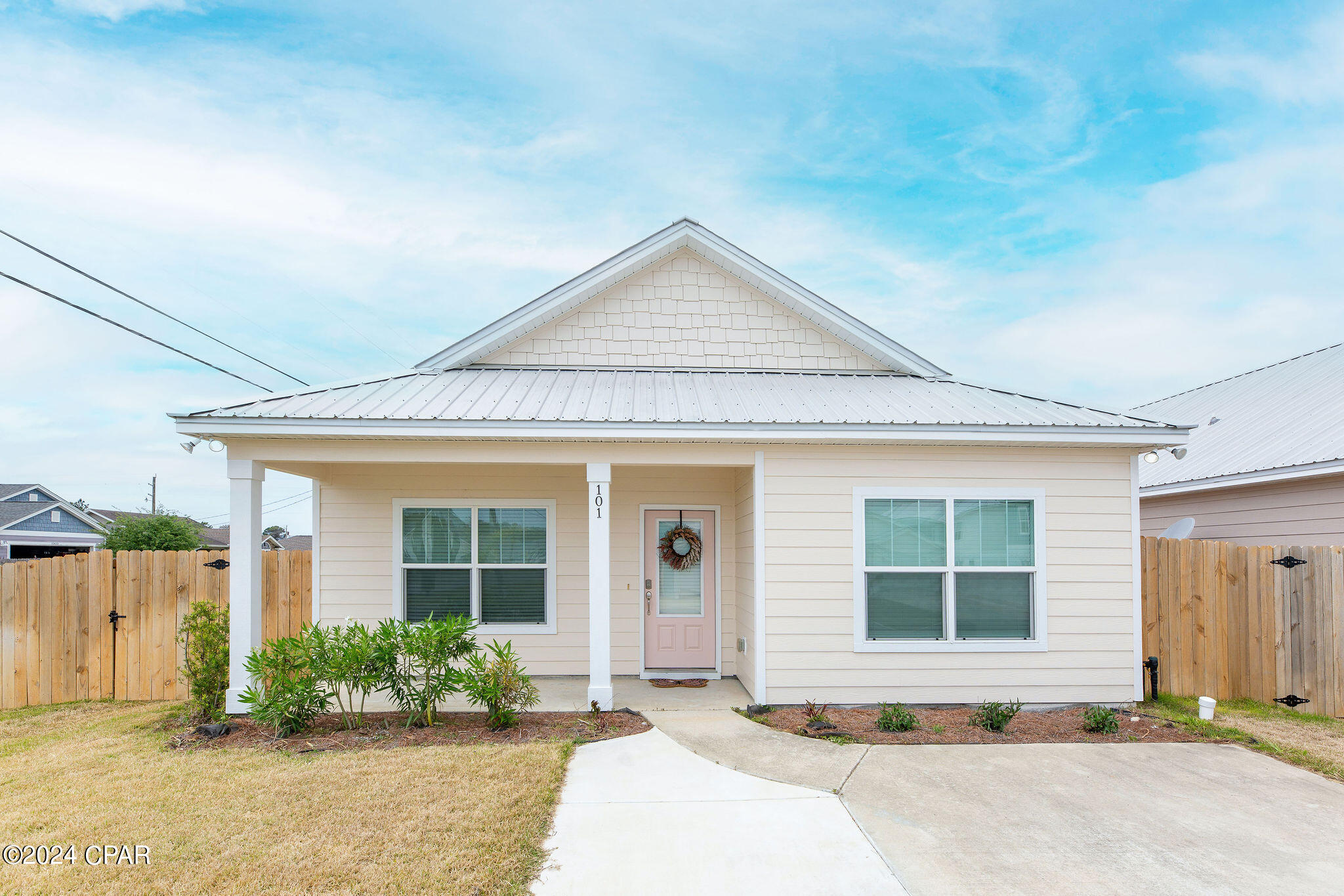 Osprey Pointe at Powell - Residential