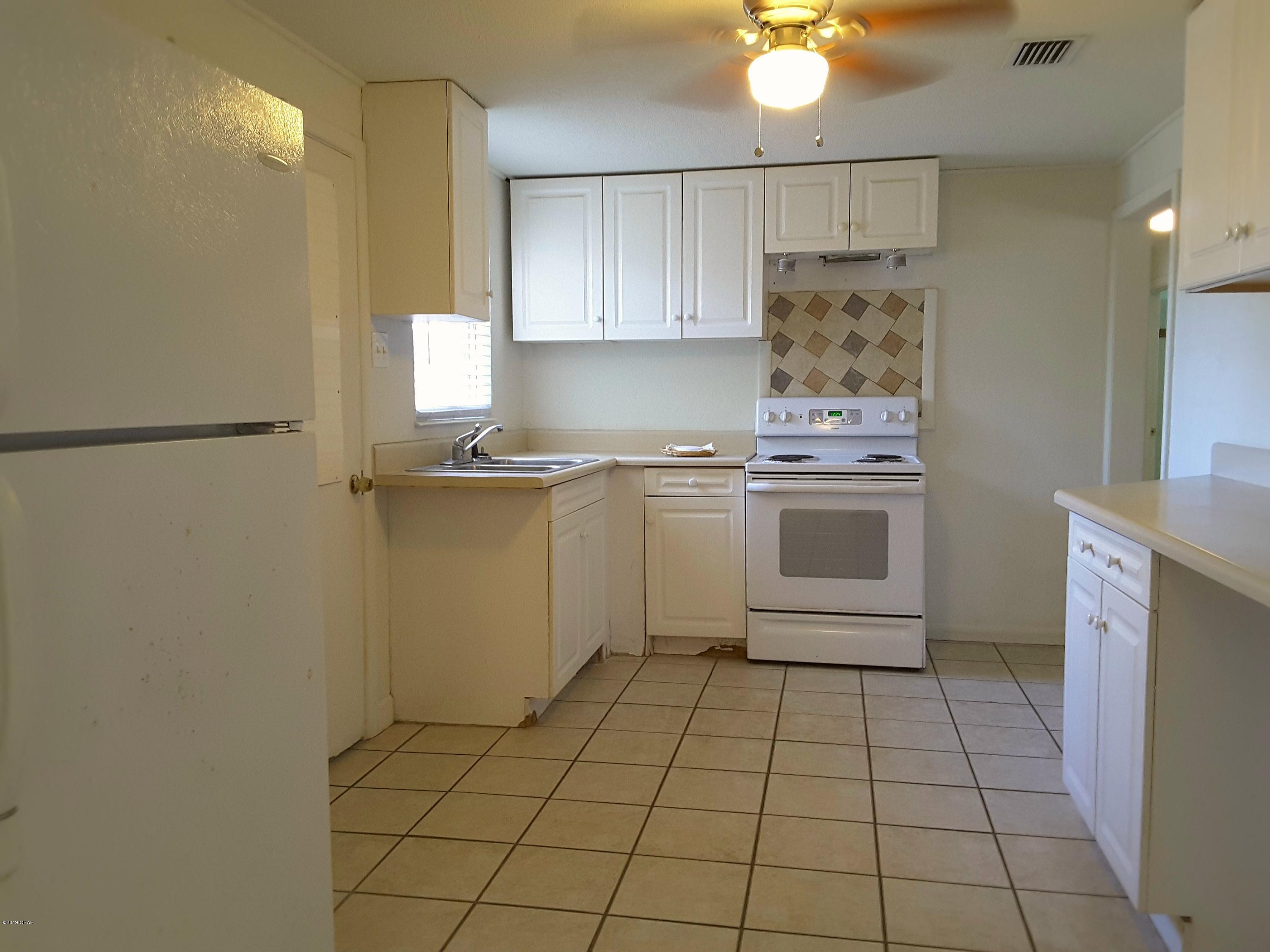 St And Bay Dev Co - Residential