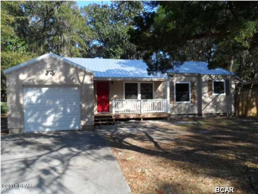 3 bedroom 2 bathroom home in The Cove. All property sizes and ages are approximate, please measure and/or verify if important. 

School assignments are subject to change, please check with Bay County for most accurate information.

Deposit is the same as the rent.

Pets allowed with owner approval and NON REFUNDABLE pet fee applies per pet.  Breed restrictions apply.