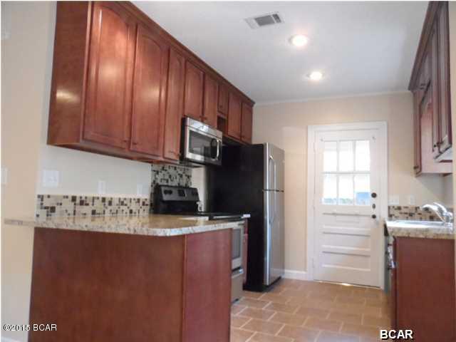 Sudduths 8th Add - Residential Lease