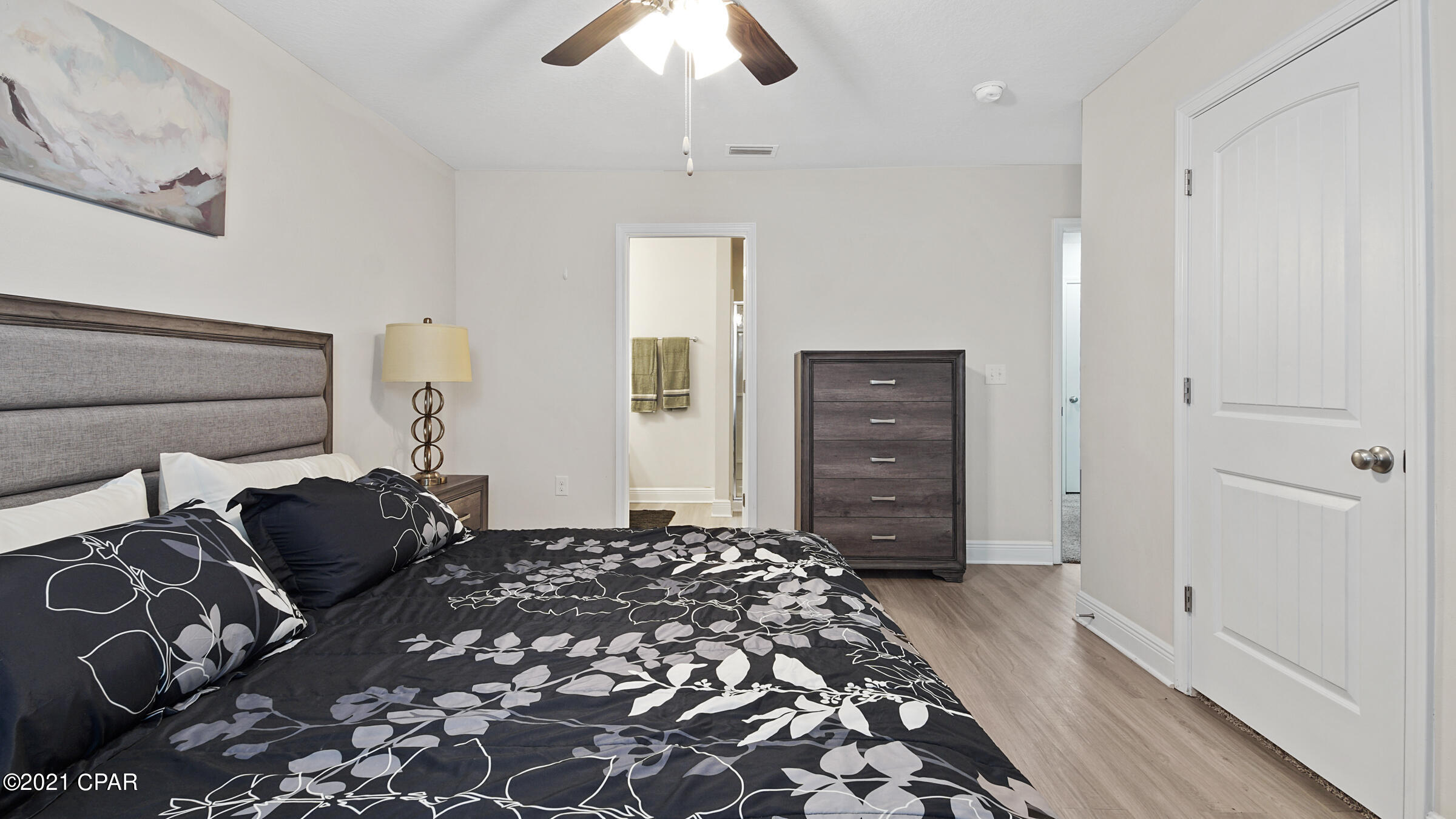 Hathaway Townhomes - Residential Lease