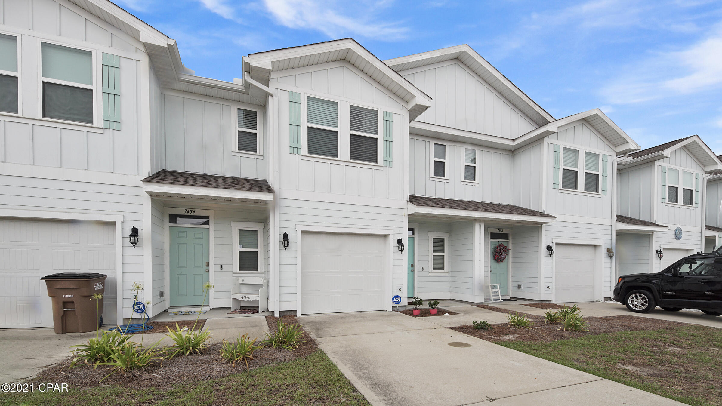 Hathaway Townhomes - Residential Lease