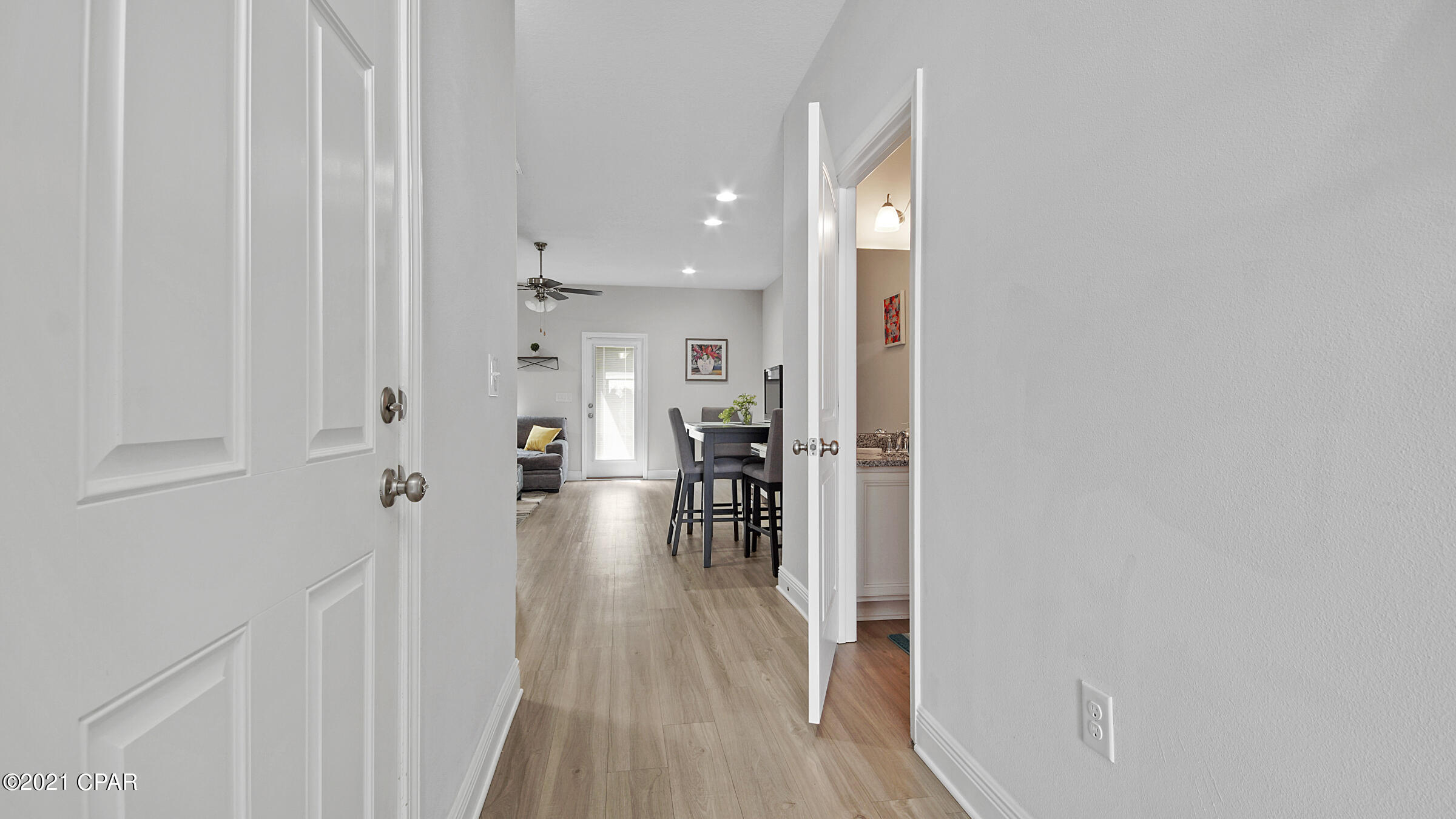 Hathaway Townhomes - Residential Lease