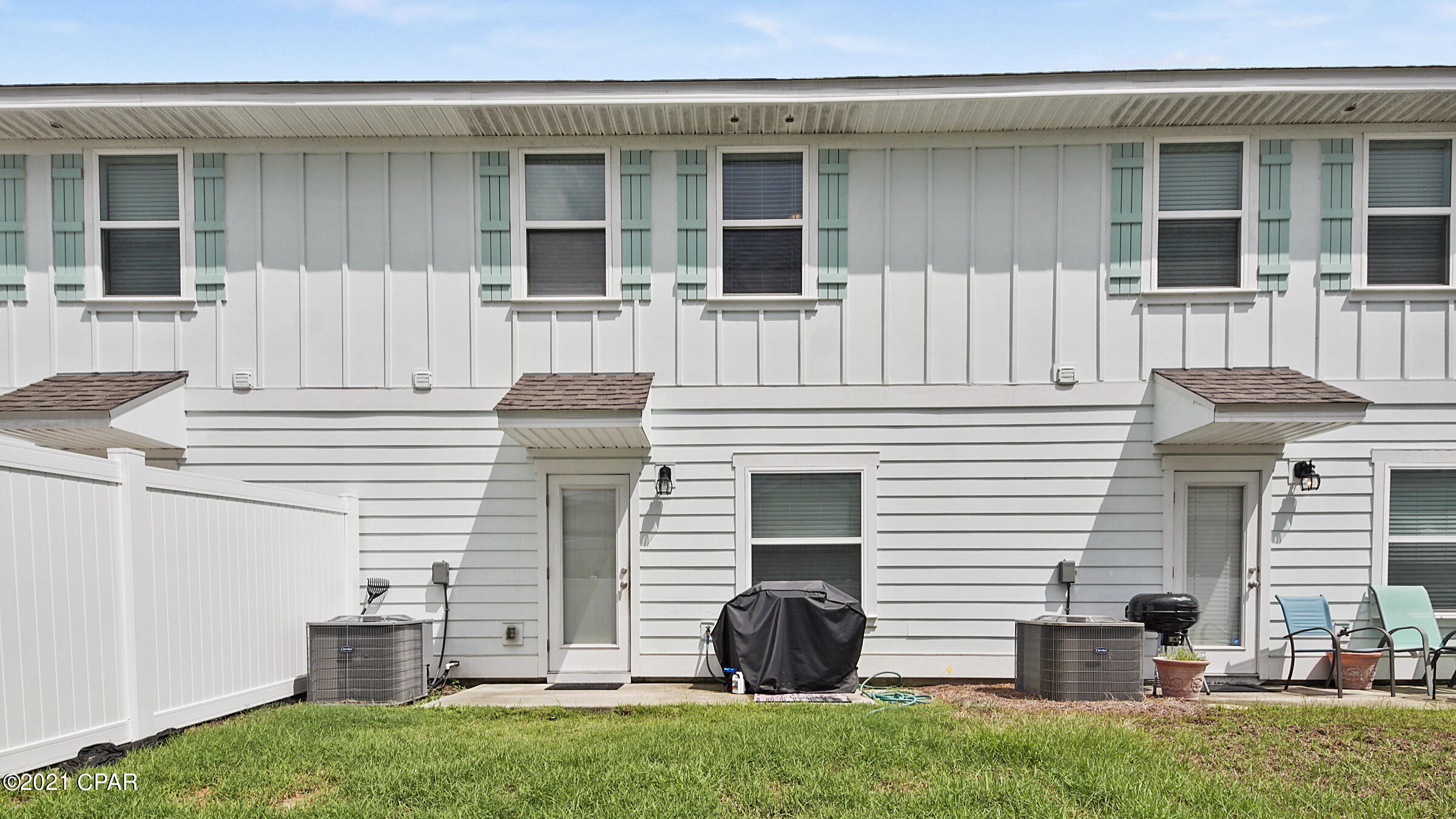 Hathaway Townhomes - Residential Lease